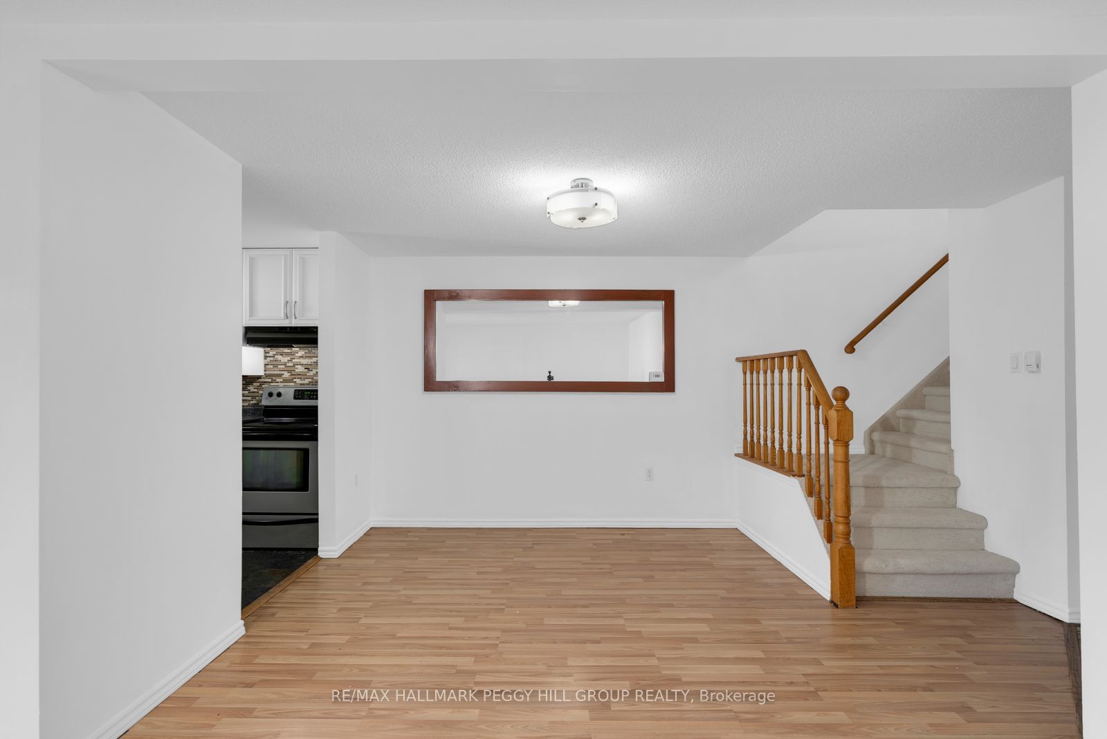 30 Golfdale Road Property Photo 7