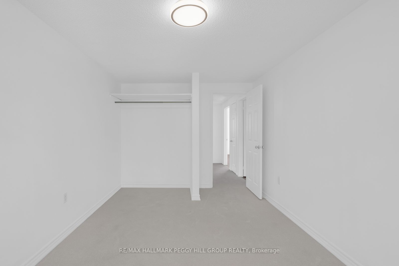 30 Golfdale Road Property Photo 11