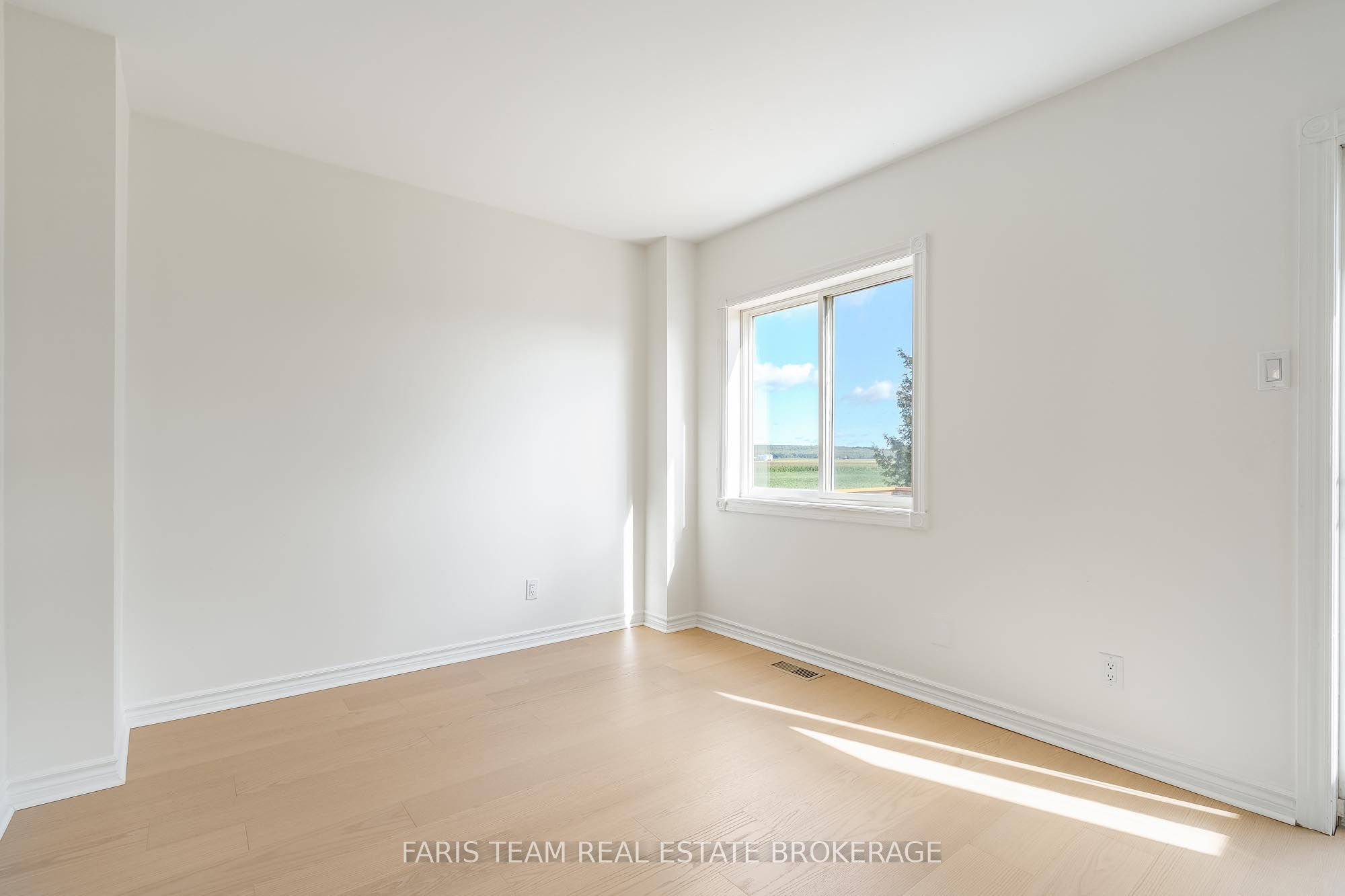 152 Ritchie Crescent Property Photo 10