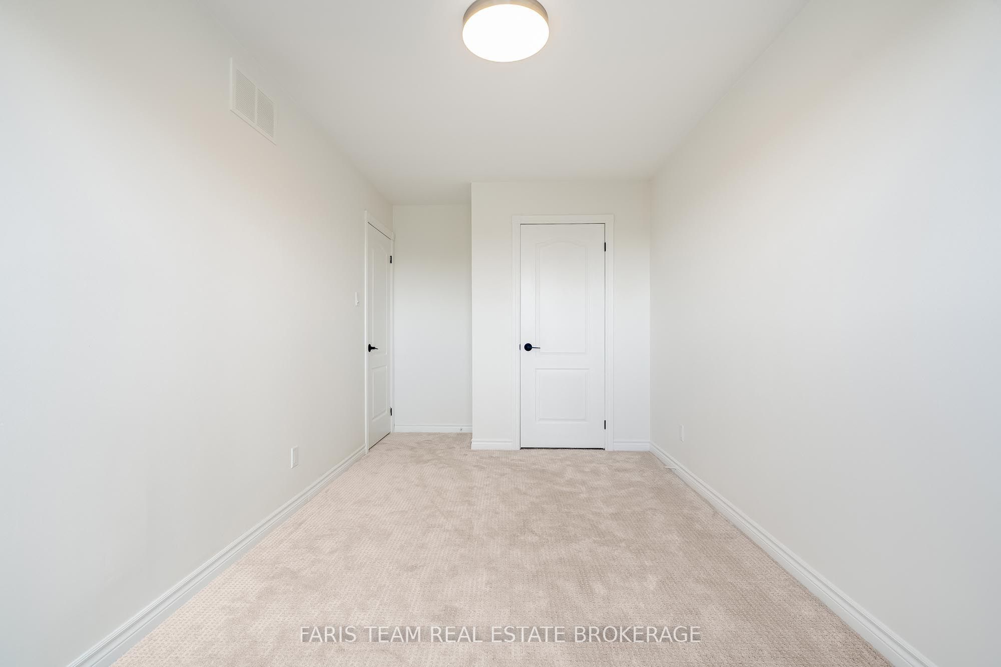 152 Ritchie Crescent Property Photo 15
