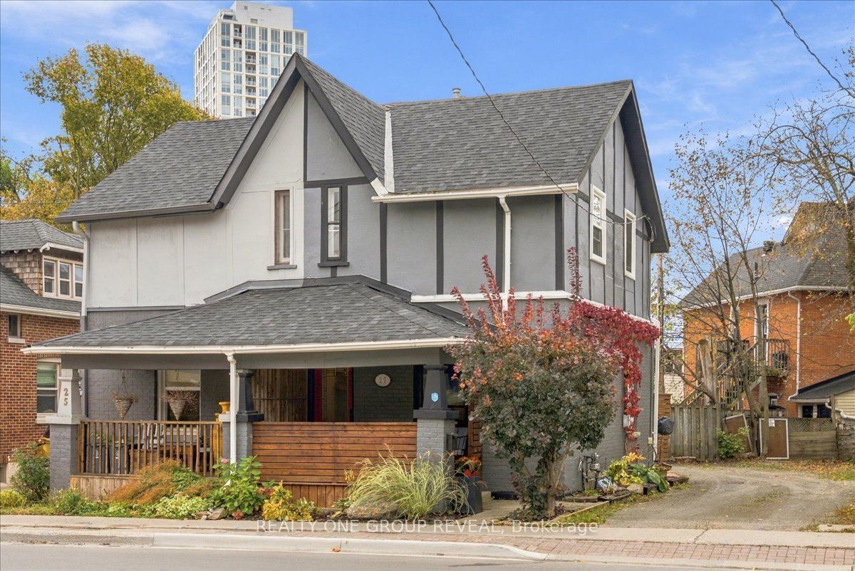 27 Ross Street Property Photo 1