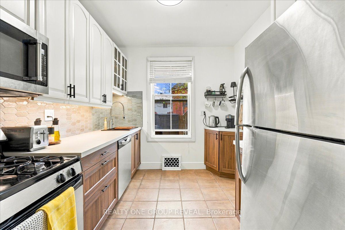 27 Ross Street Property Photo 15