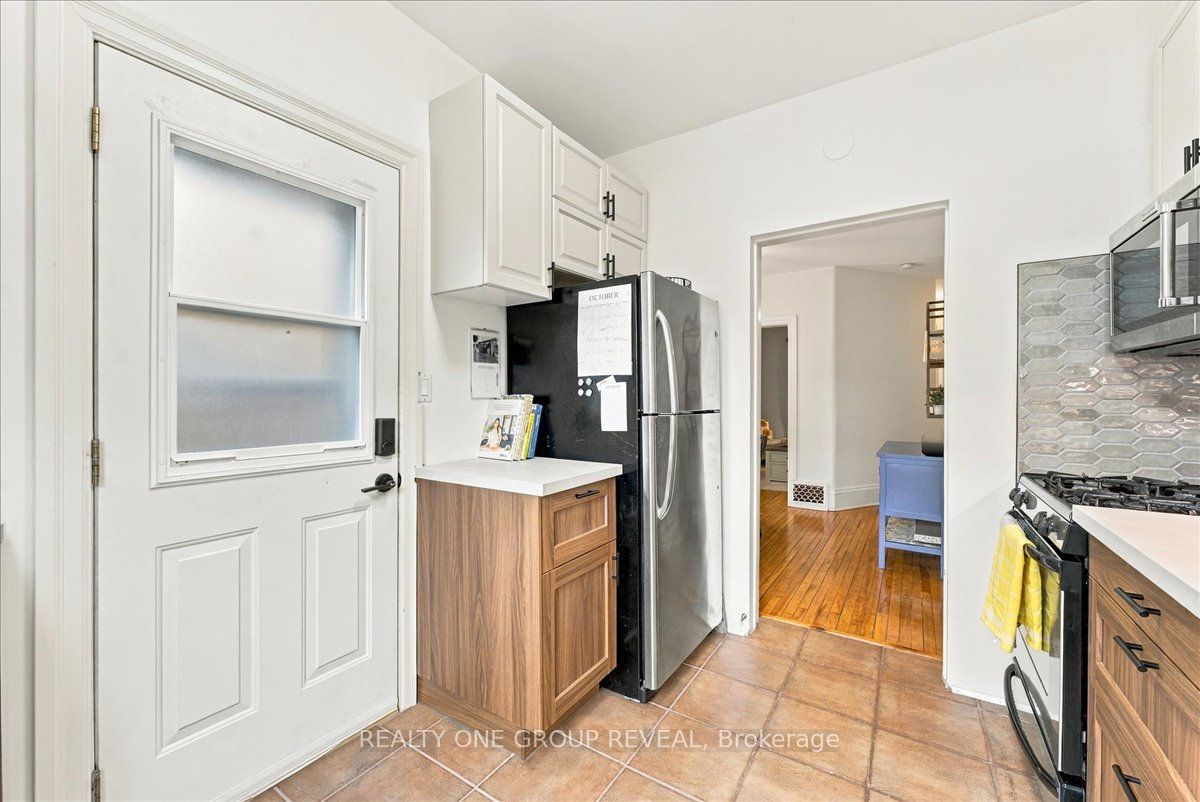 27 Ross Street Property Photo 19