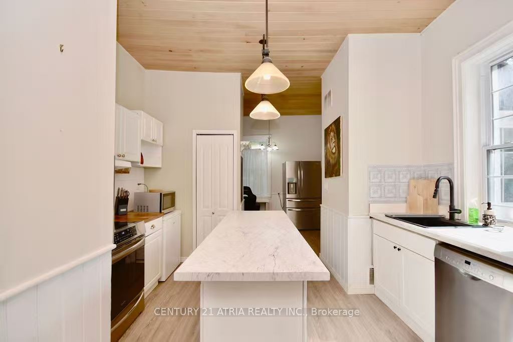 4359 Hepinstall Landng Property Photo 6