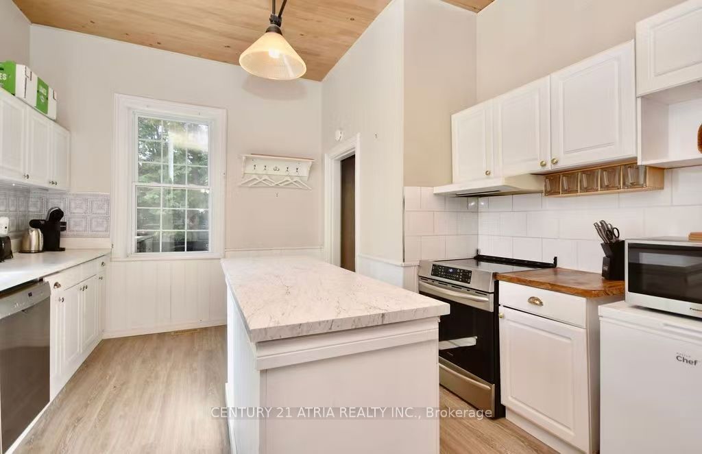 4359 Hepinstall Landng Property Photo 8
