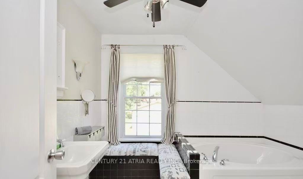 4359 Hepinstall Landng Property Photo 15