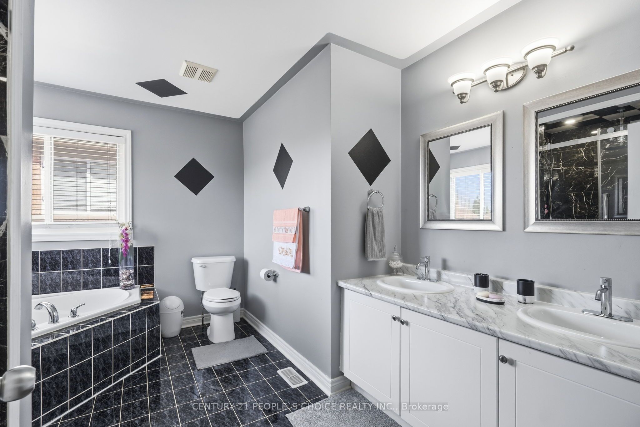 4 Imperial Crown Lane Property Photo 30