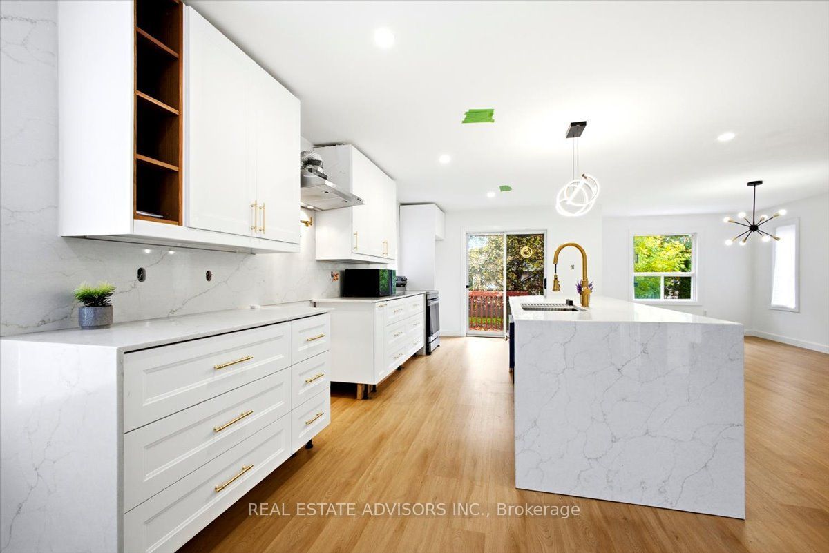 64 Acorn Crescent Property Photo 15