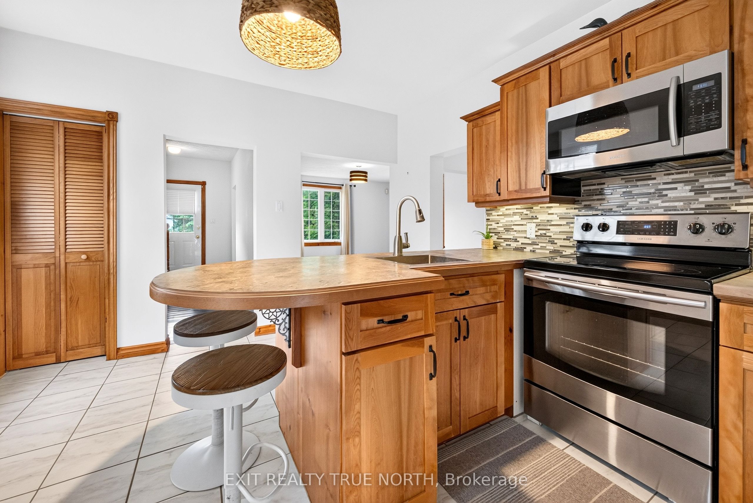 17 Peel Street Property Photo 7