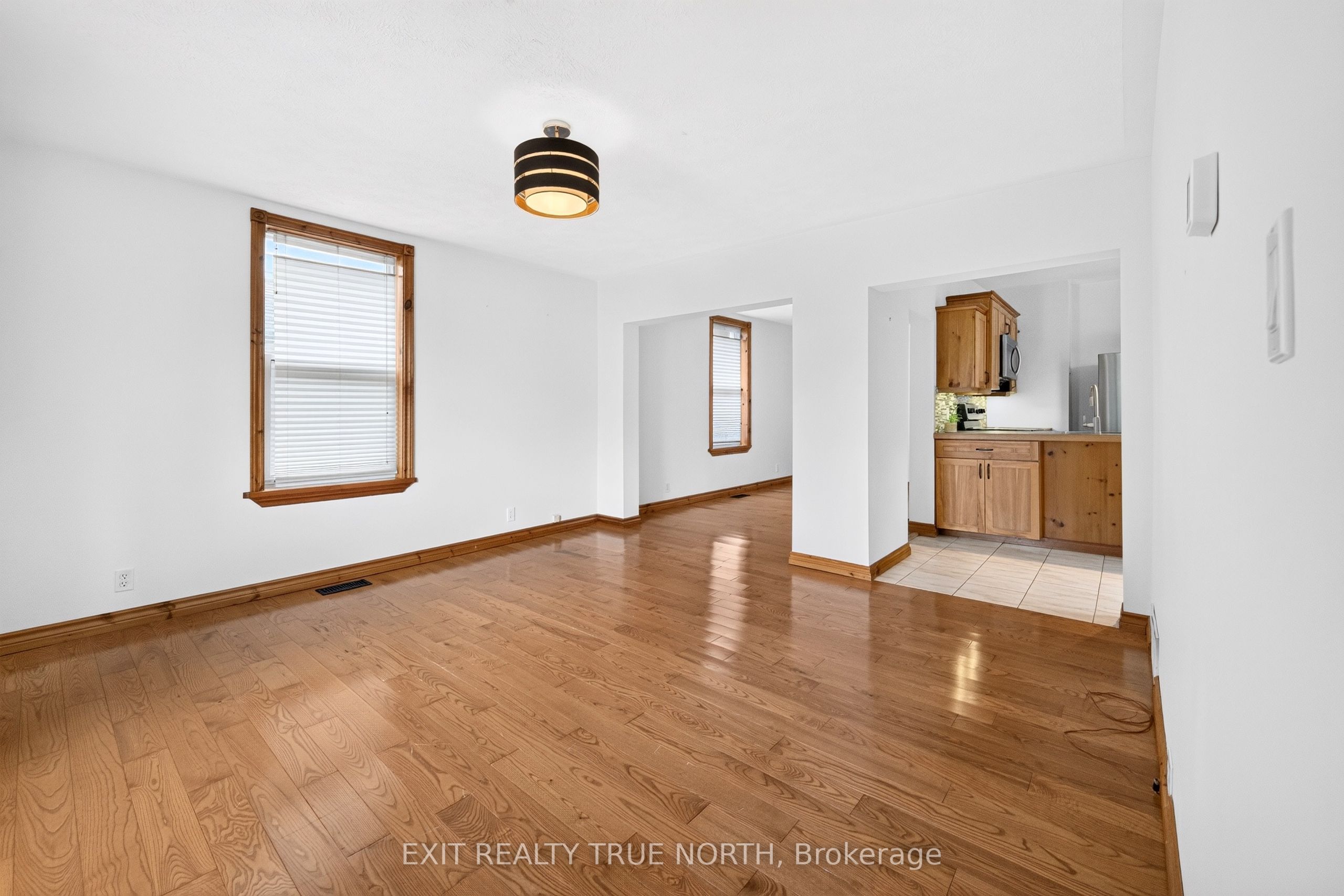 17 Peel Street Property Photo 13