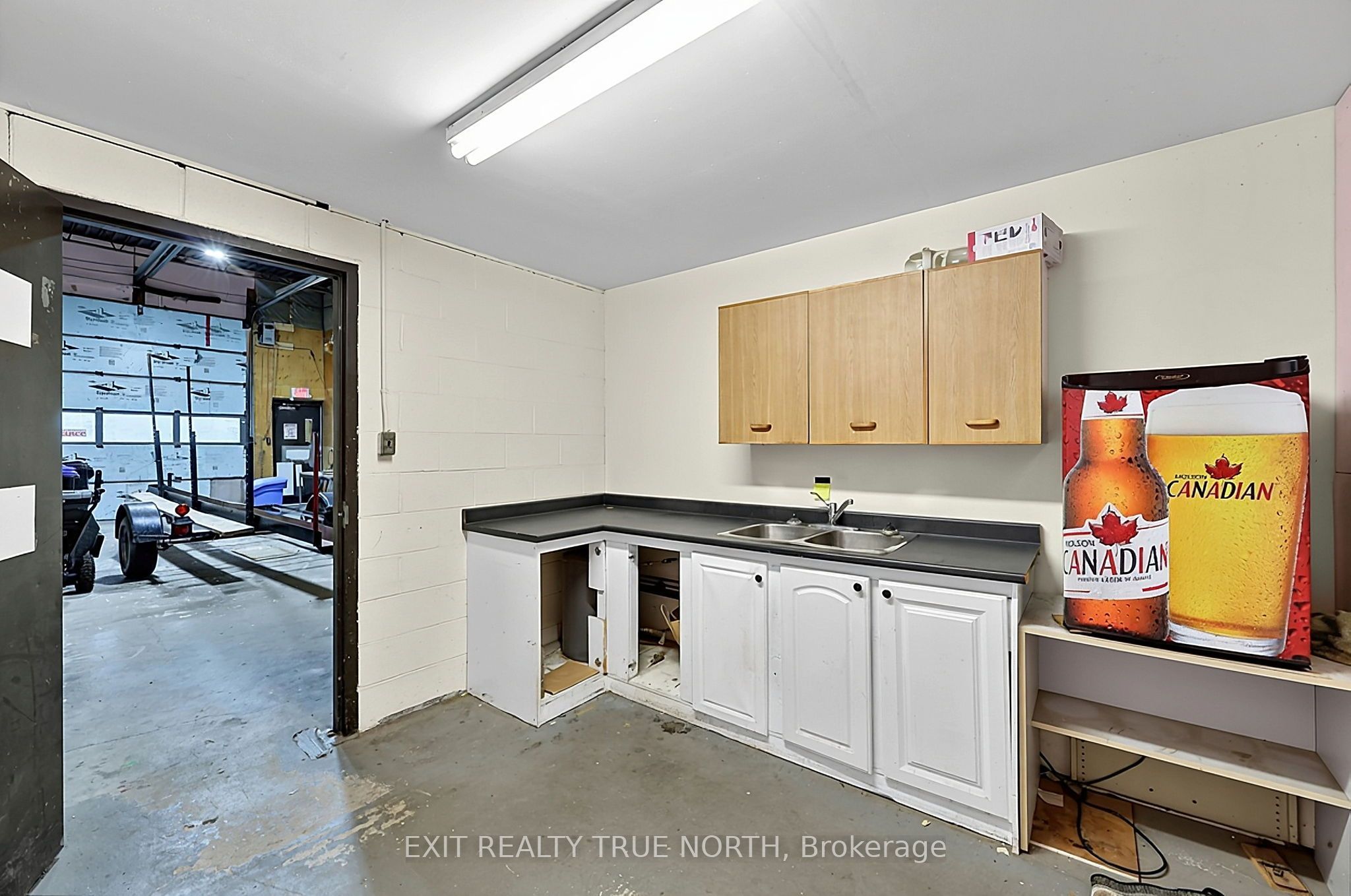 116 Anne Street S Property Photo 17