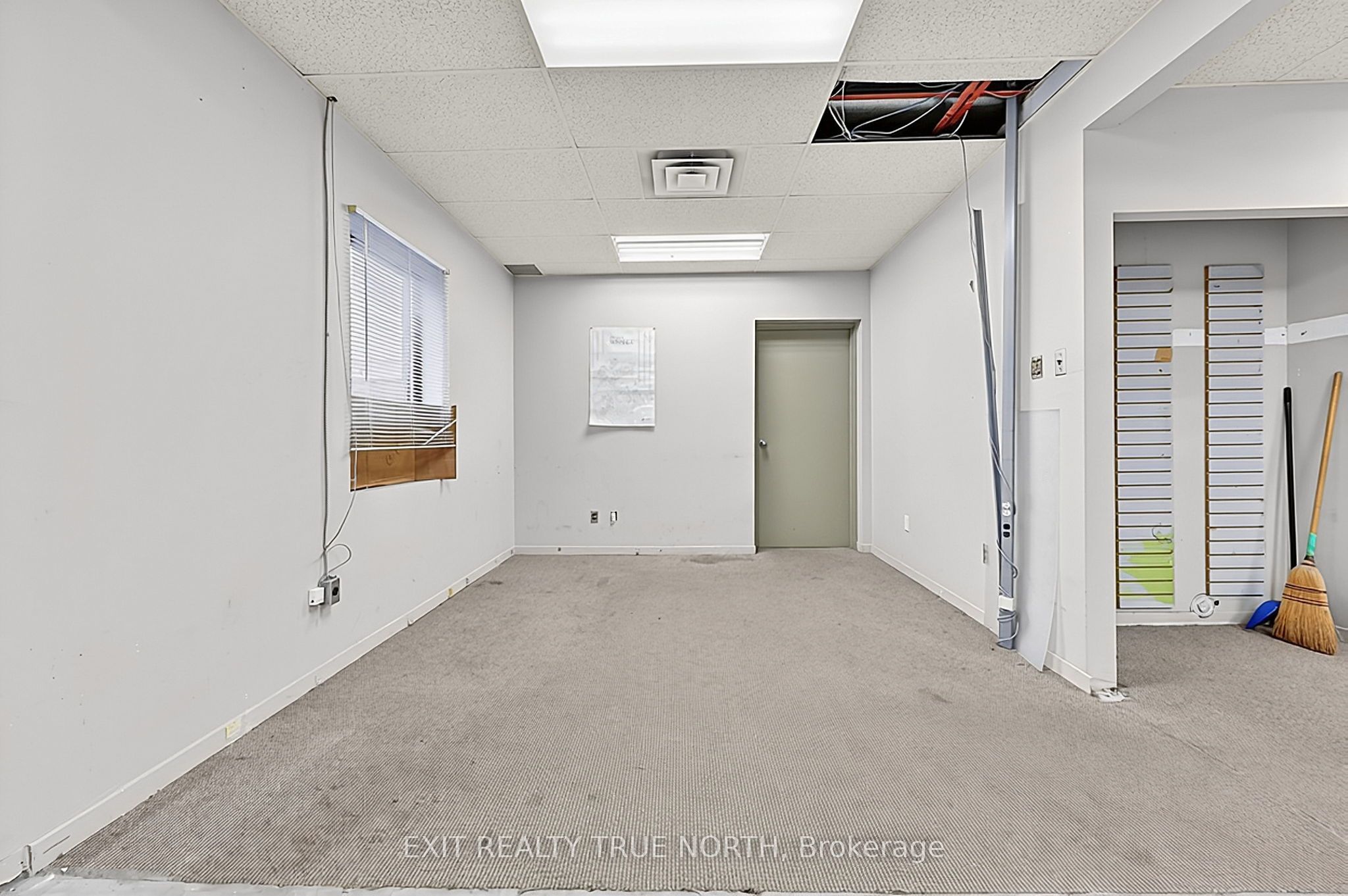 116 Anne Street S Property Photo 21