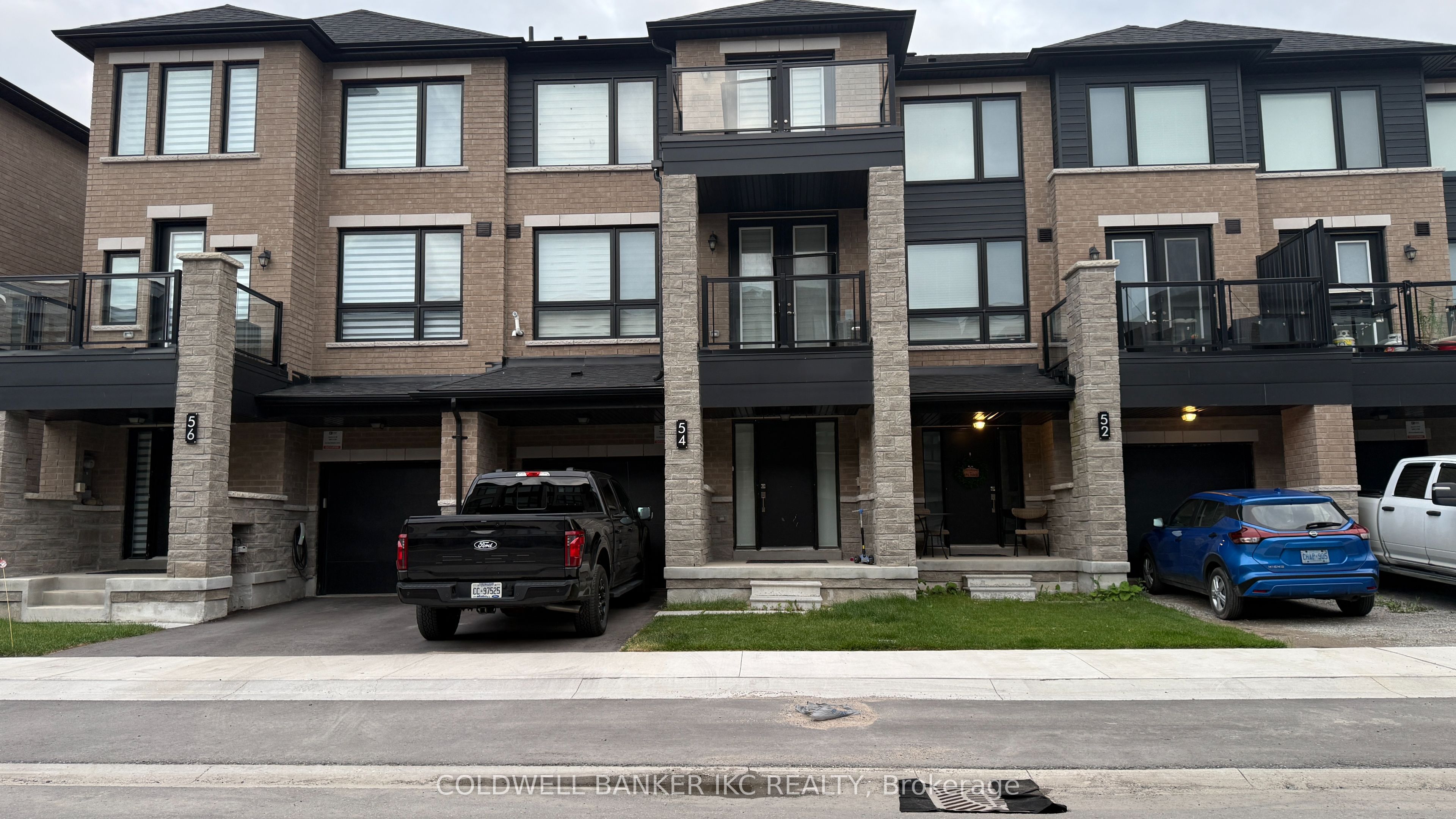 54 Red Maple Lane Property Photo 1