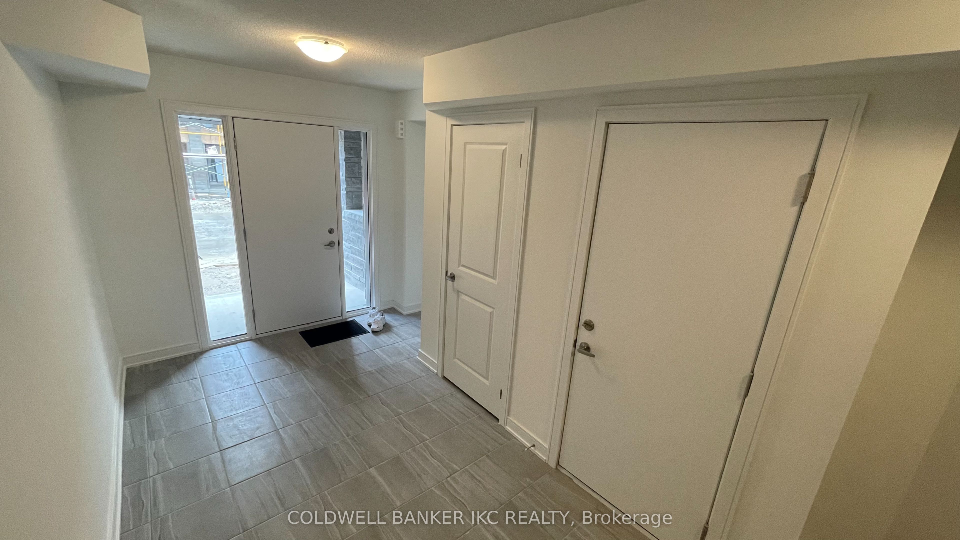 54 Red Maple Lane Property Photo 3