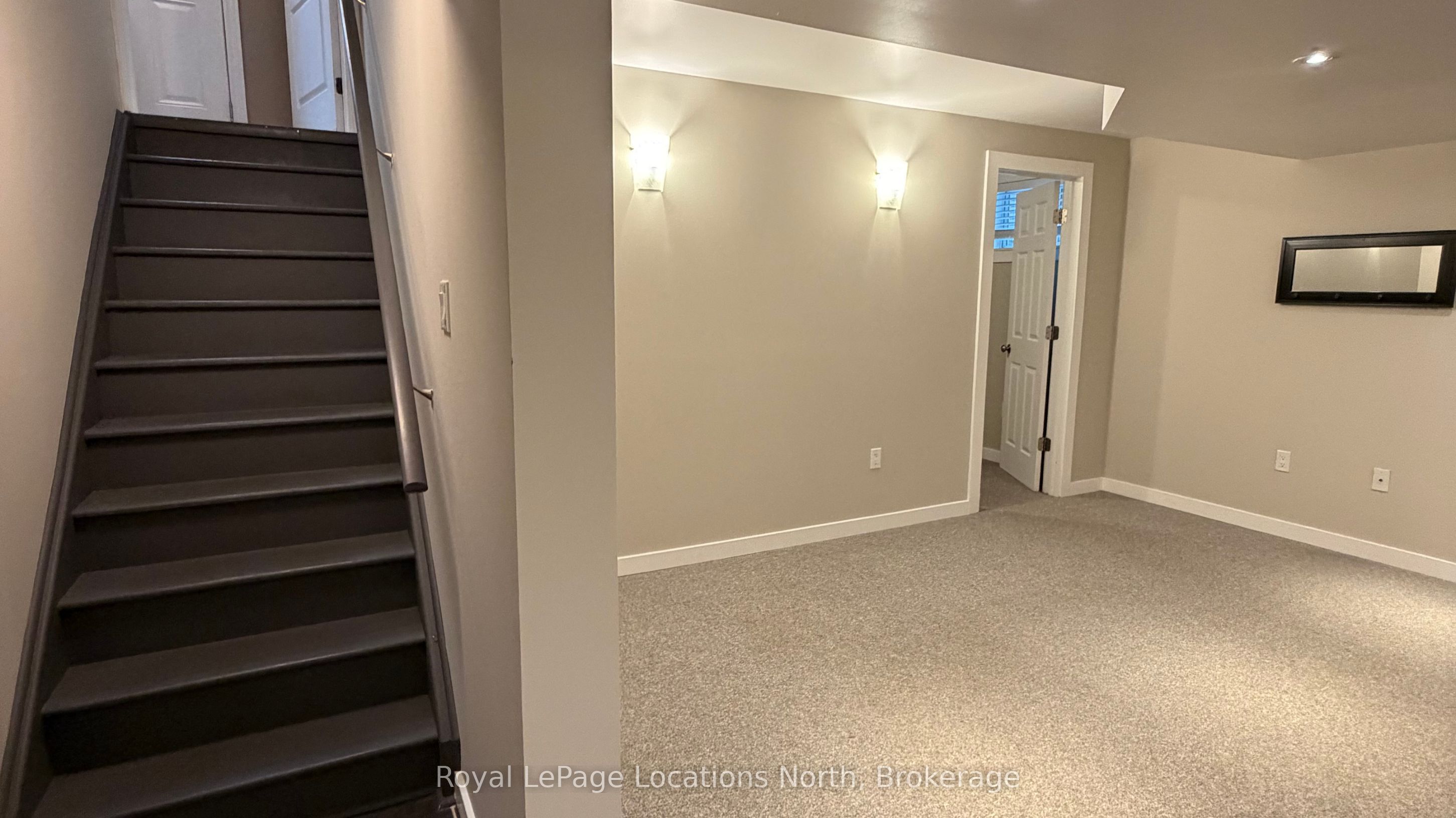 37 Davis Street Lower Unit Property Photo 3