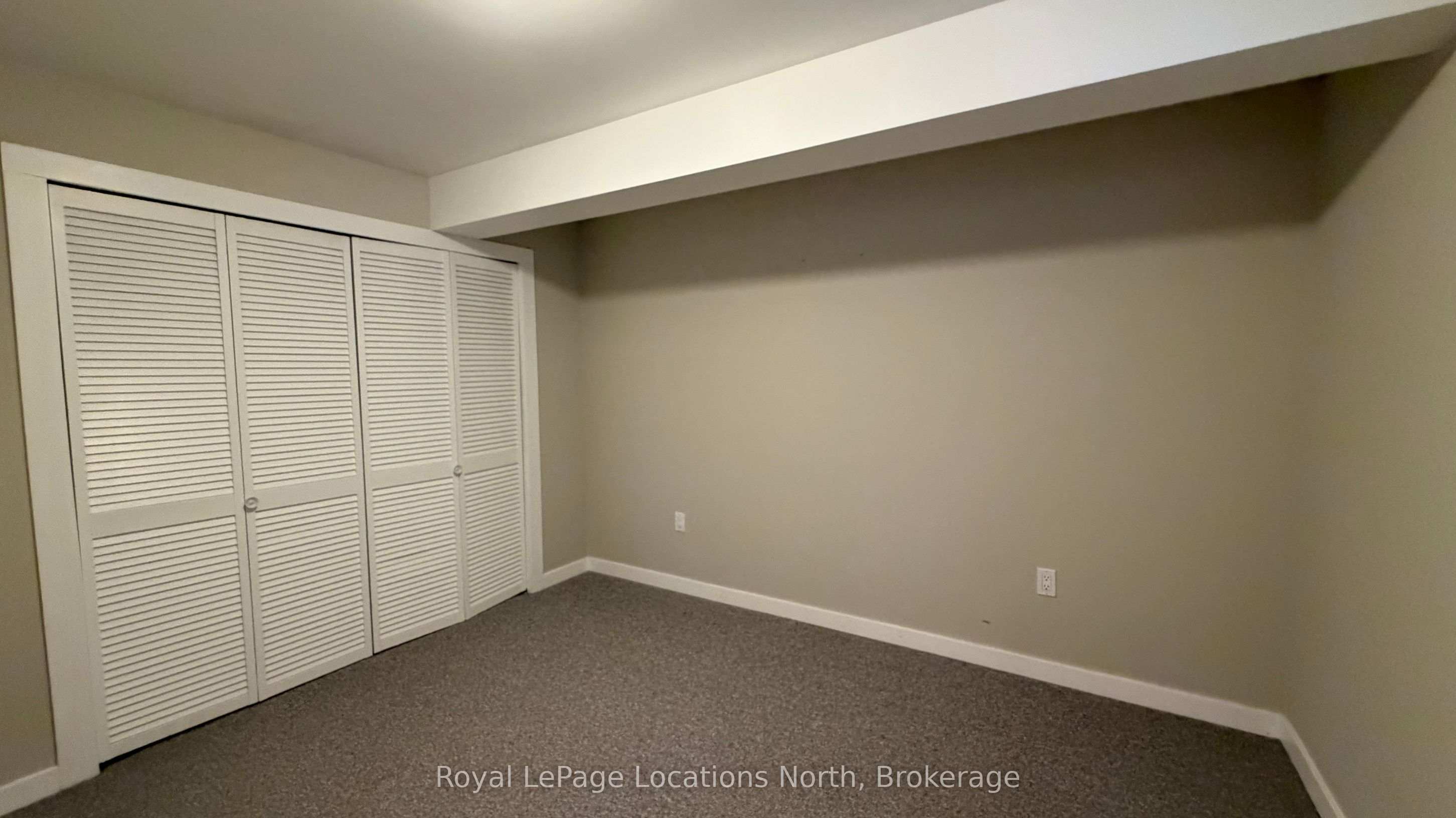 37 Davis Street Lower Unit Property Photo 7