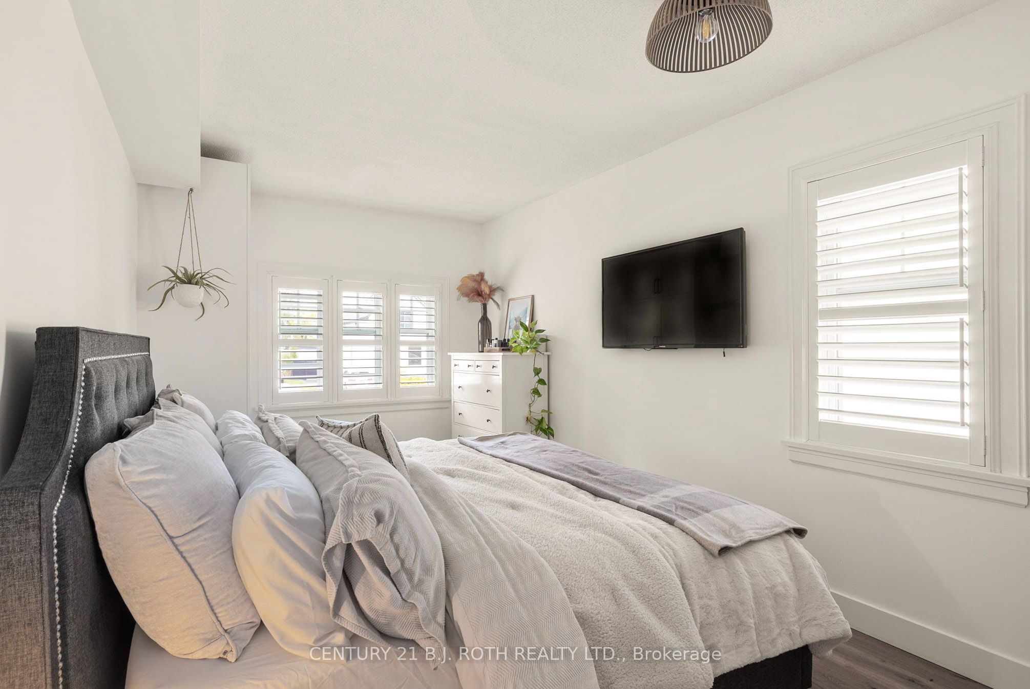 17 Granville Street Property Photo 24