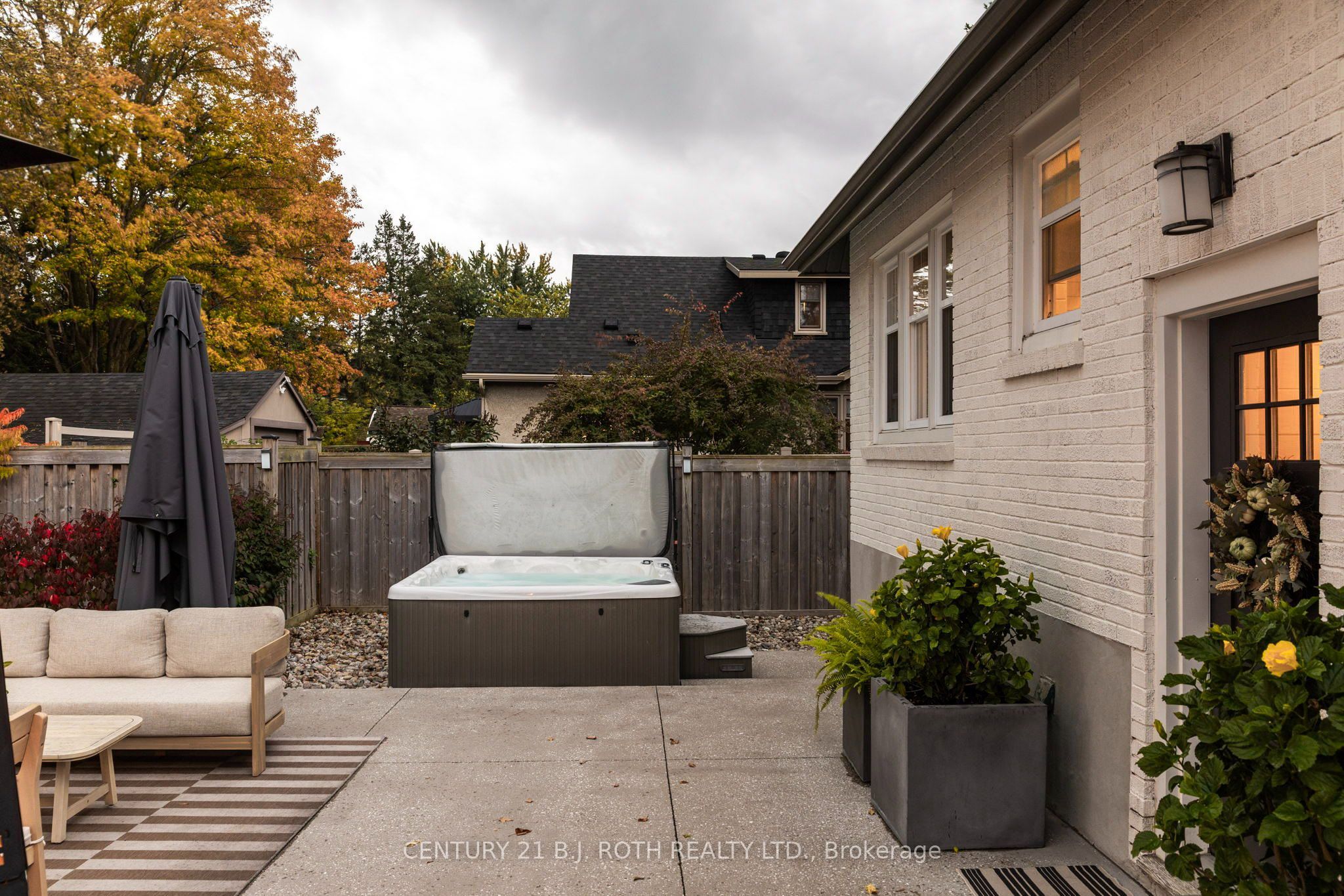 17 Granville Street Property Photo 39