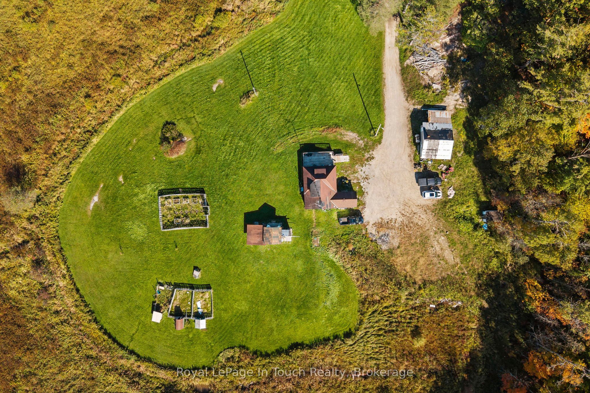 2488 Irish Line Property Photo 3