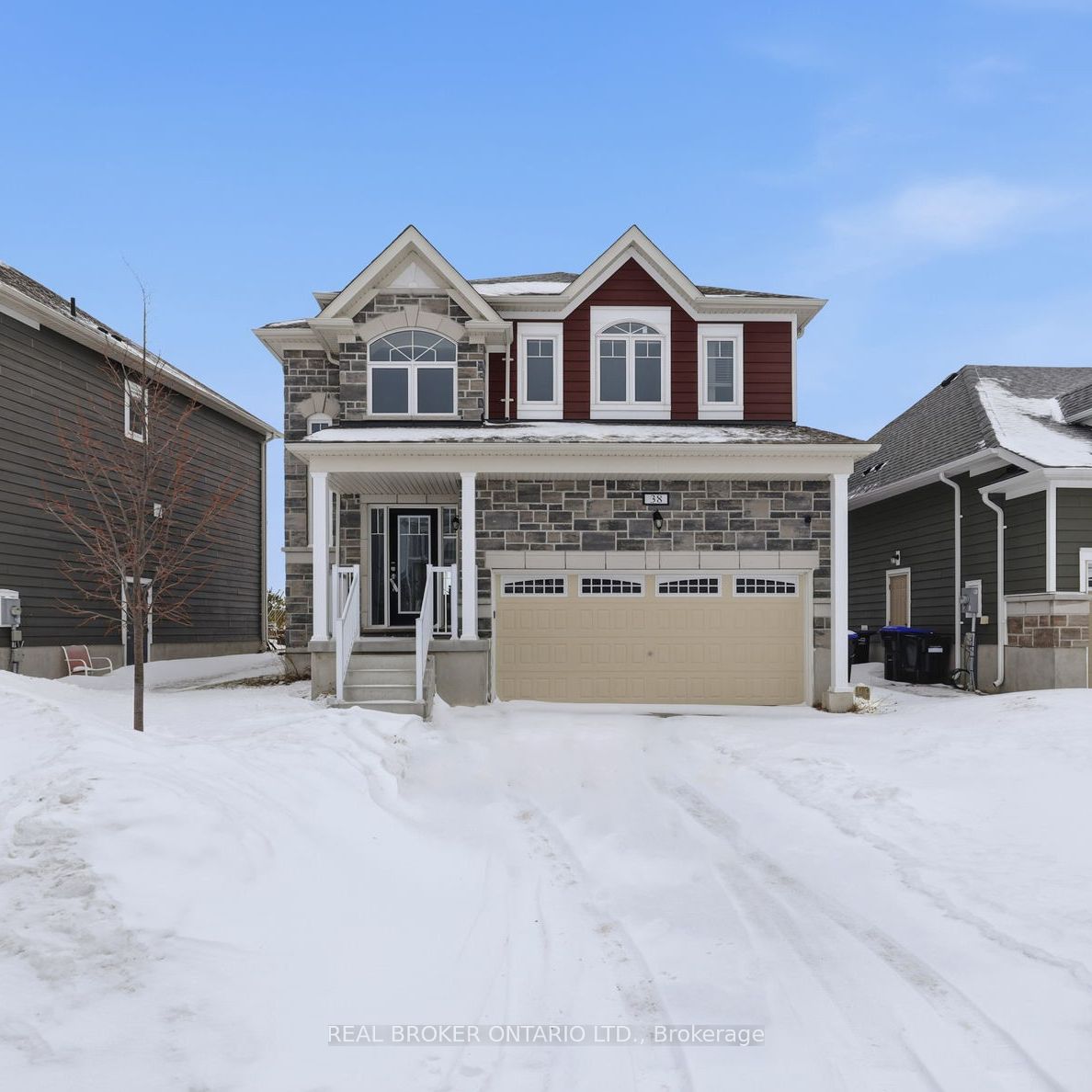 38 Sandhill Crane Drive Property Photo 1