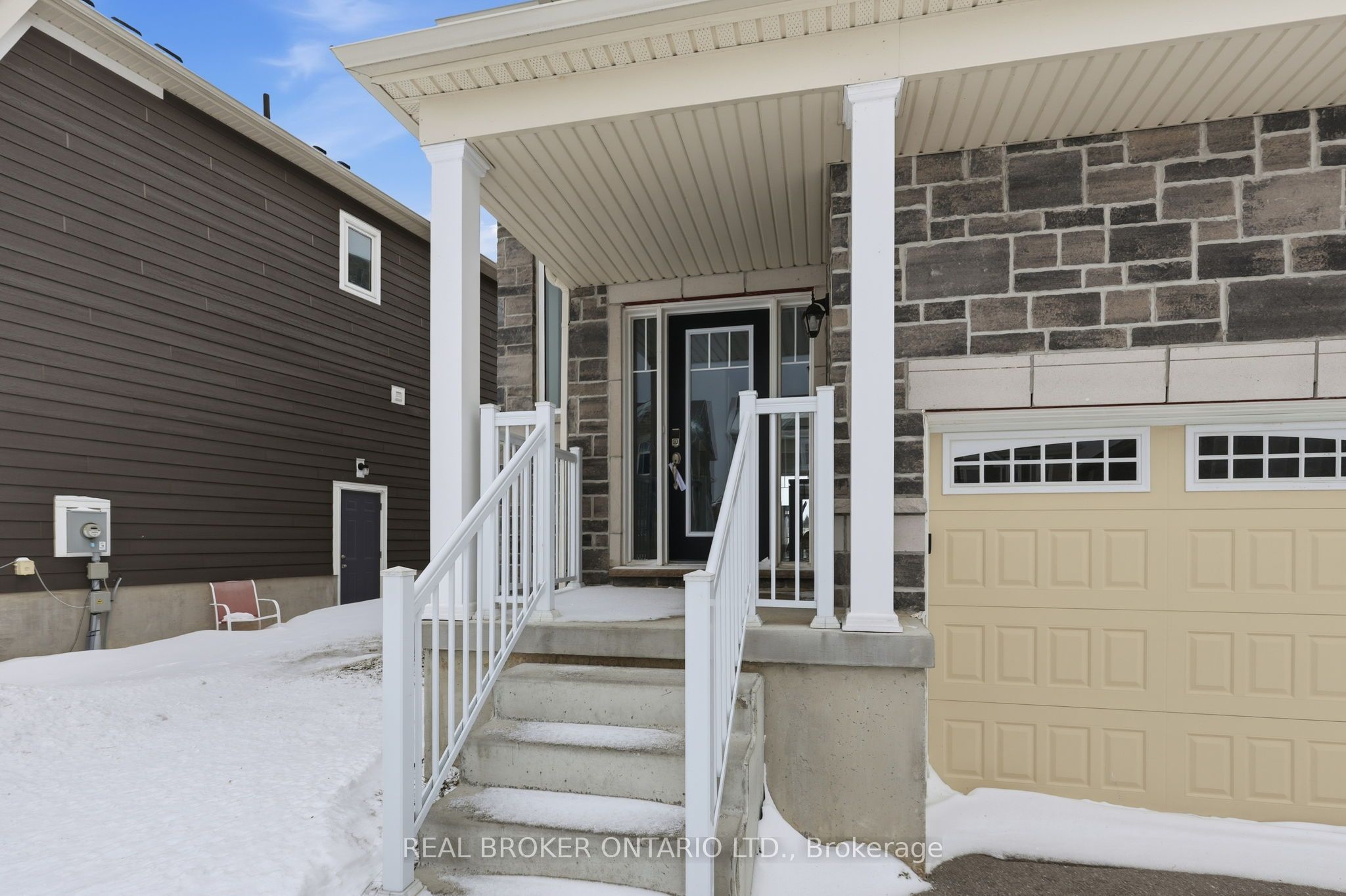 38 Sandhill Crane Drive Property Photo 4
