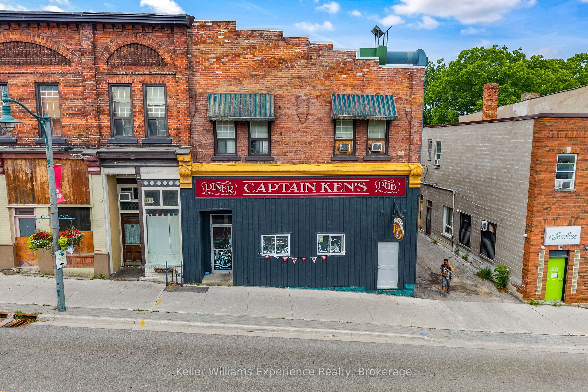70 Main Street Property Photo 1