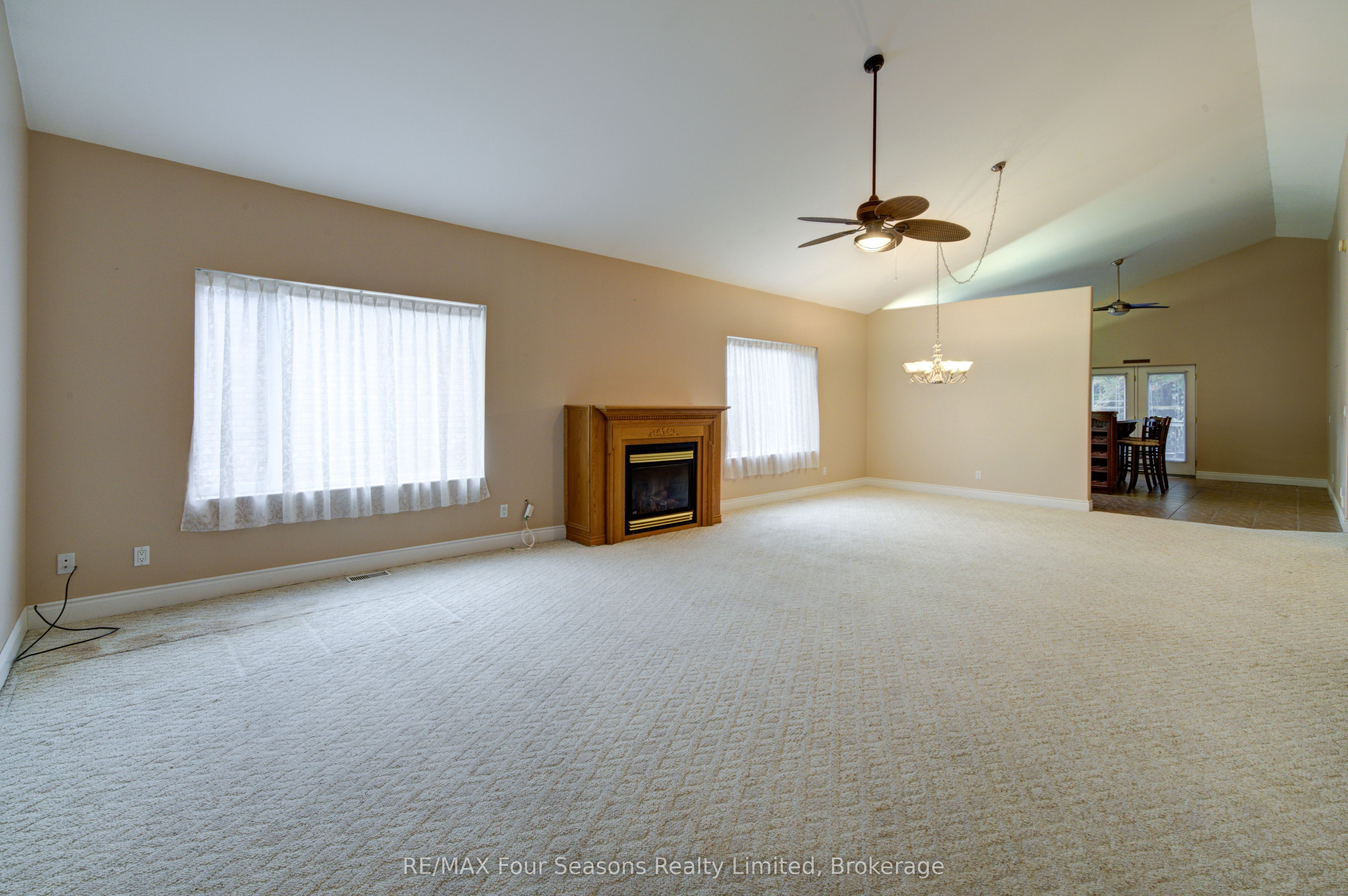 205 Bryan Drive Property Photo 7