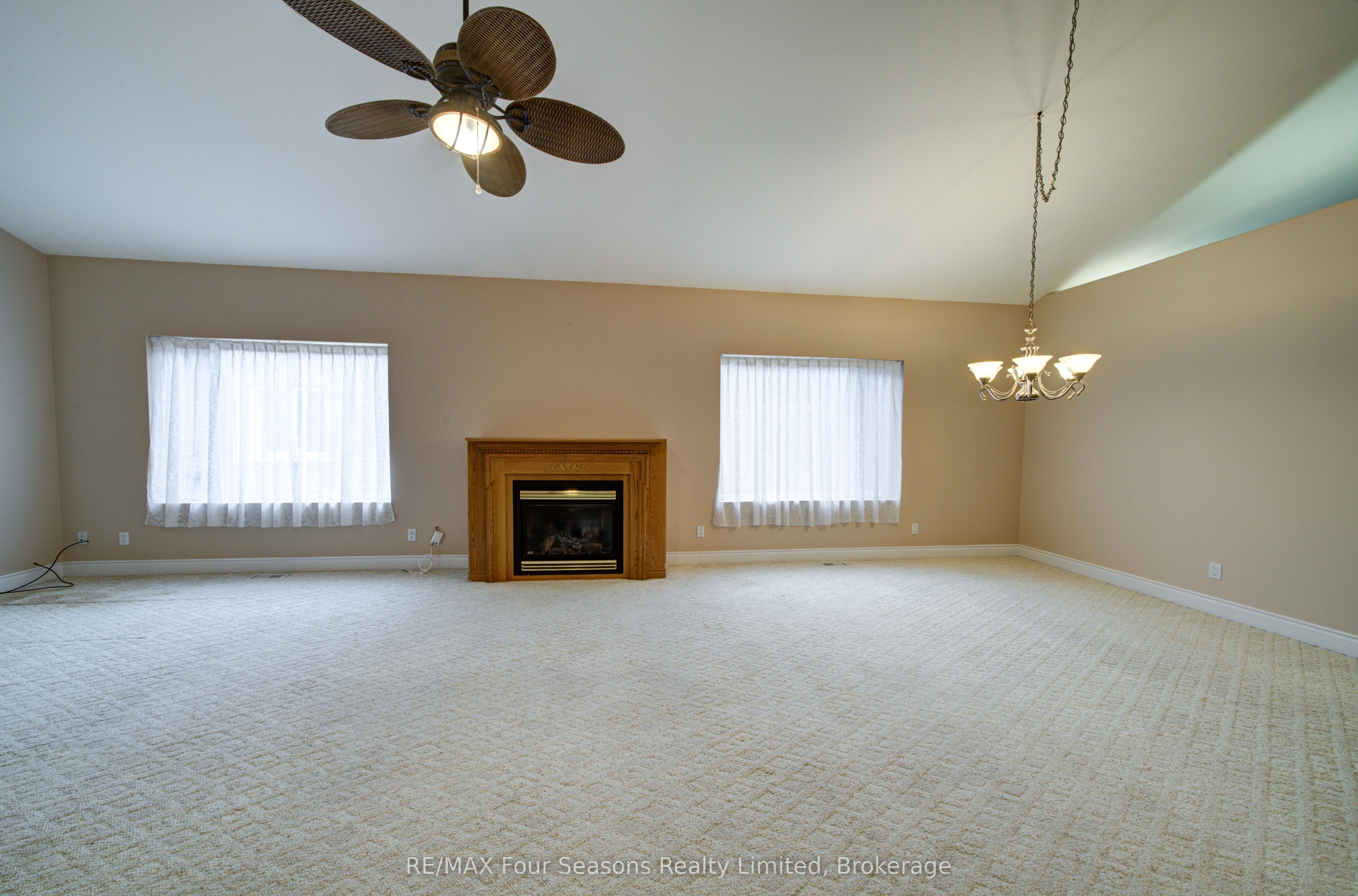 205 Bryan Drive Property Photo 10