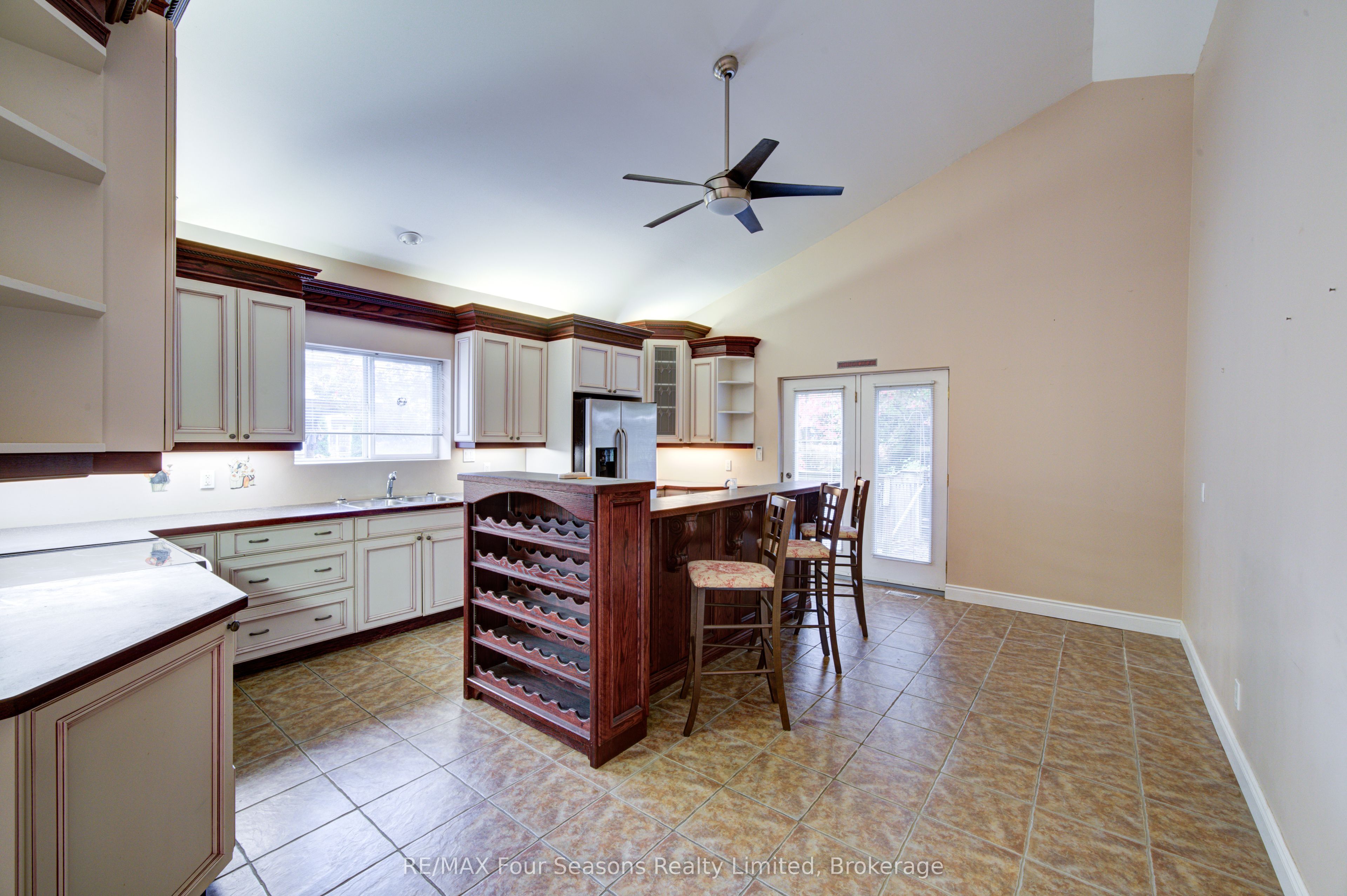 205 Bryan Drive Property Photo 14