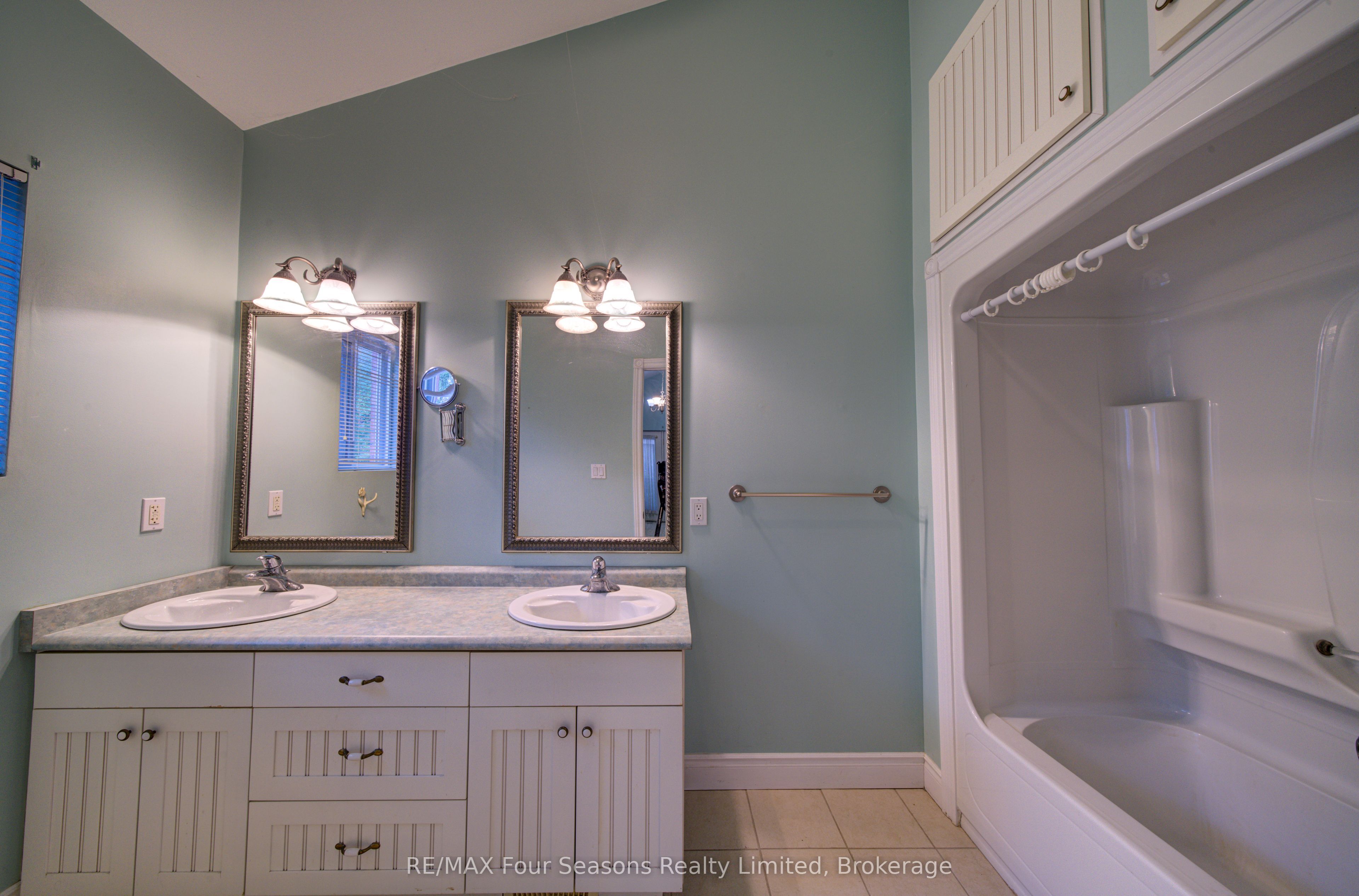 205 Bryan Drive Property Photo 29