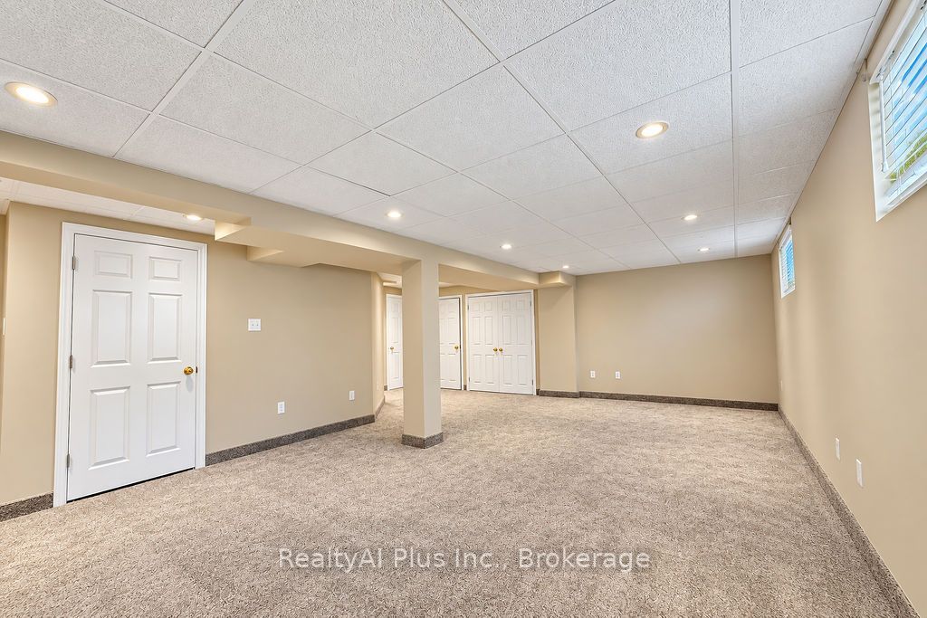 26 Warner Road Property Photo 28