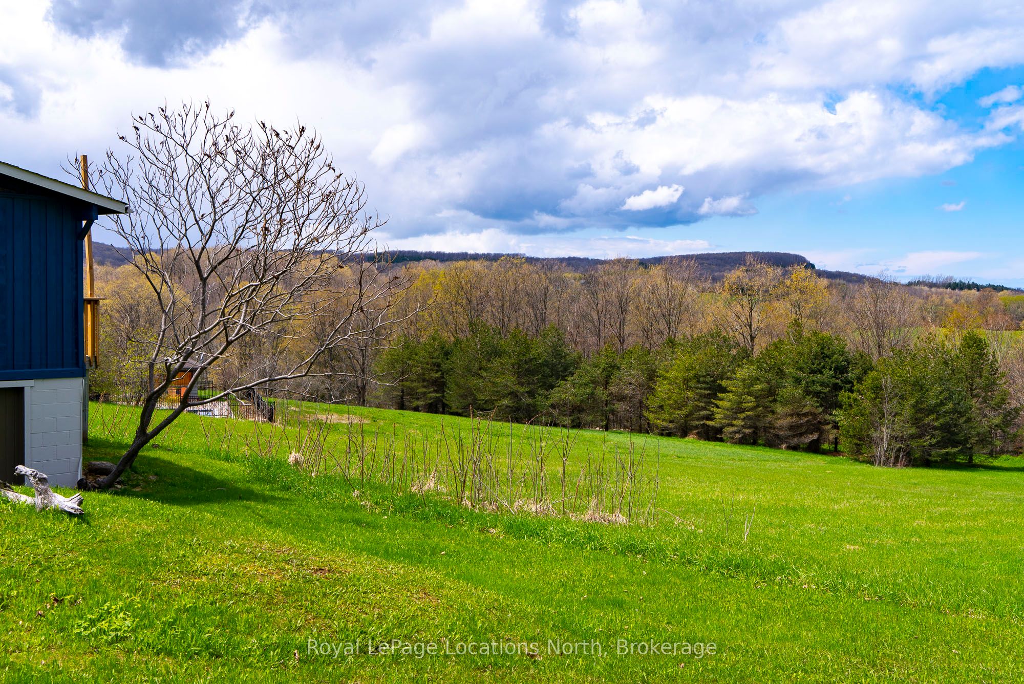 8268 21/22 Nottawasaga Side Road Property Photo 7