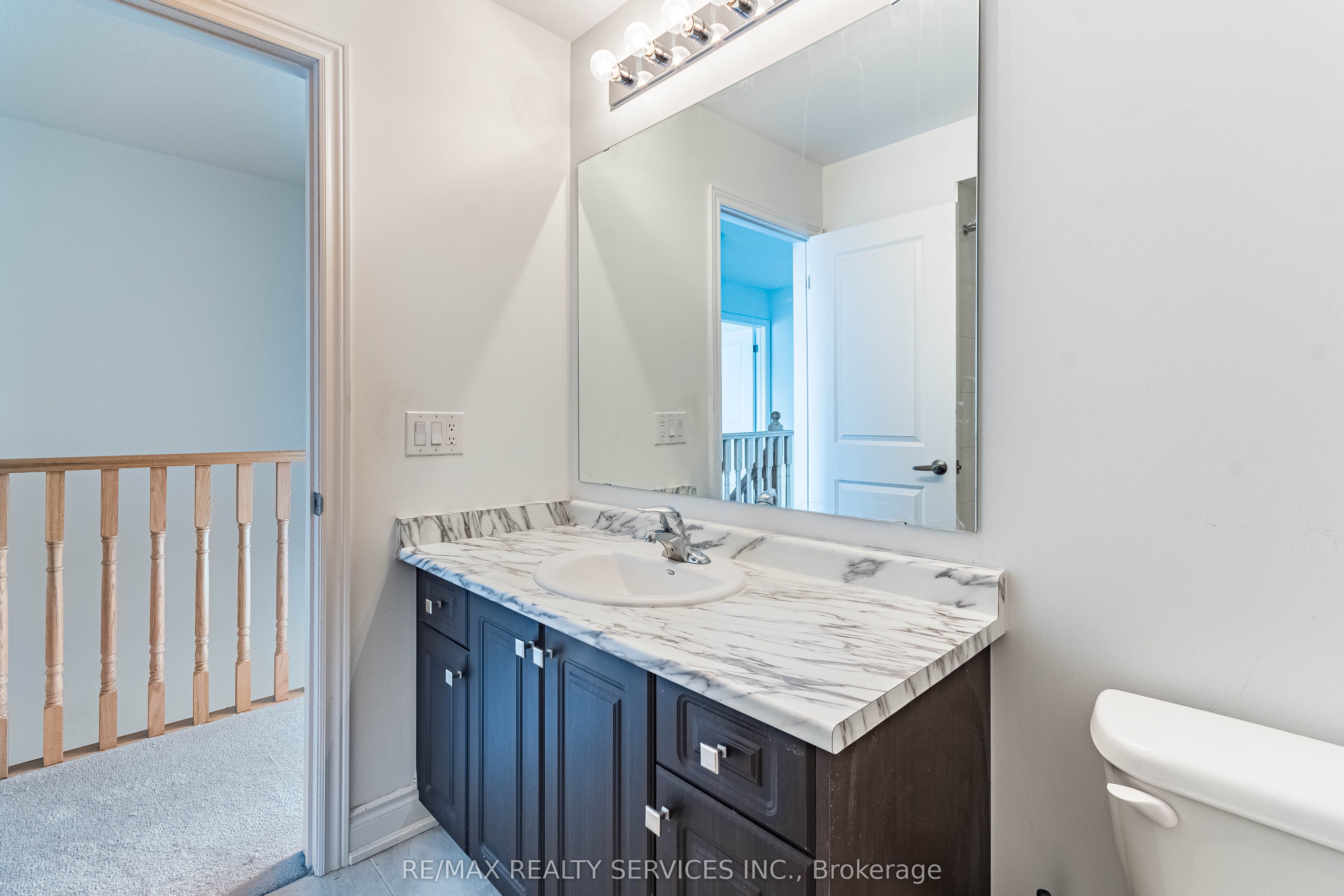 73 Central Square Boulevard Property Photo 22