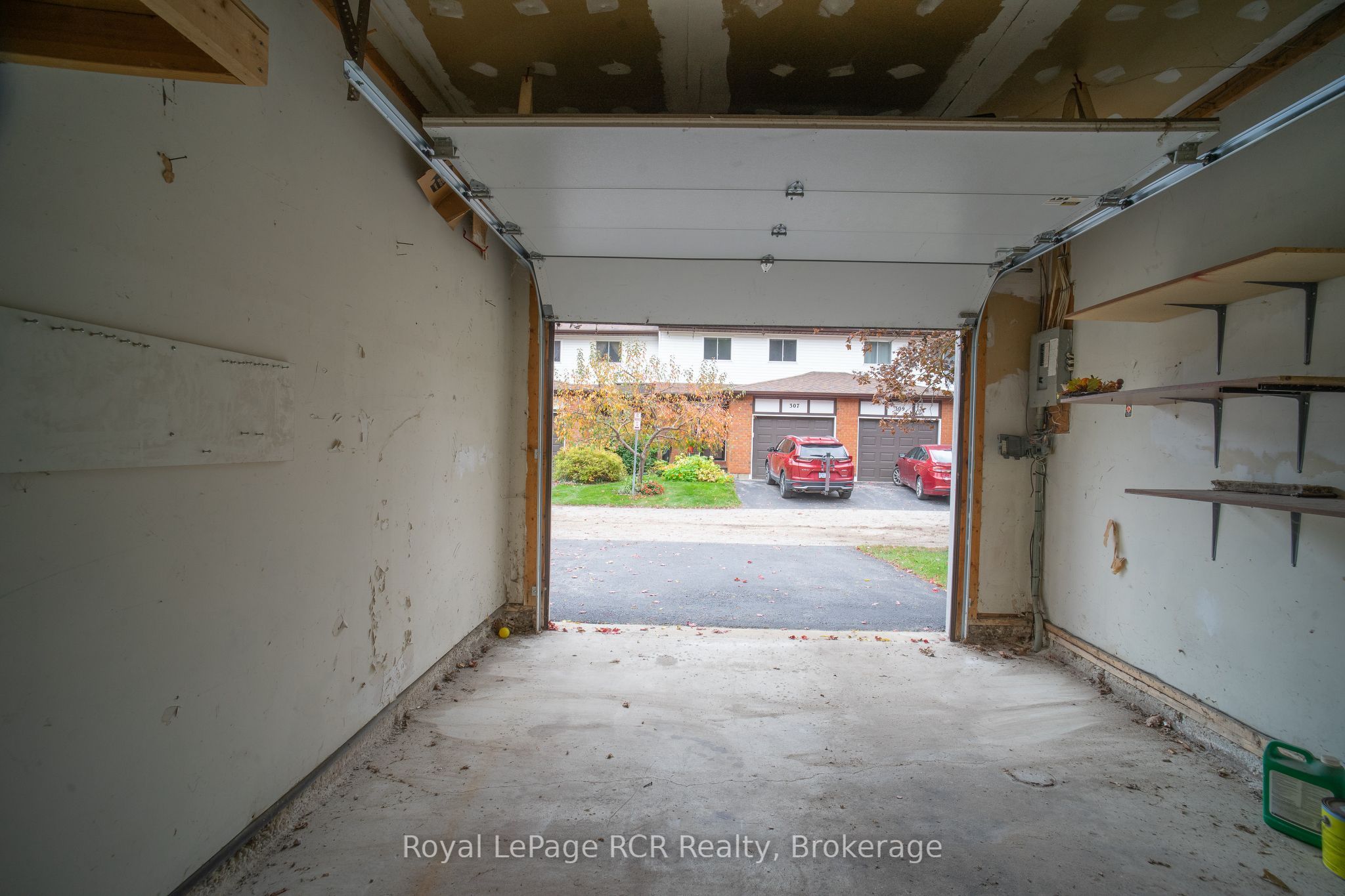 306 Thomas Street Property Photo 10