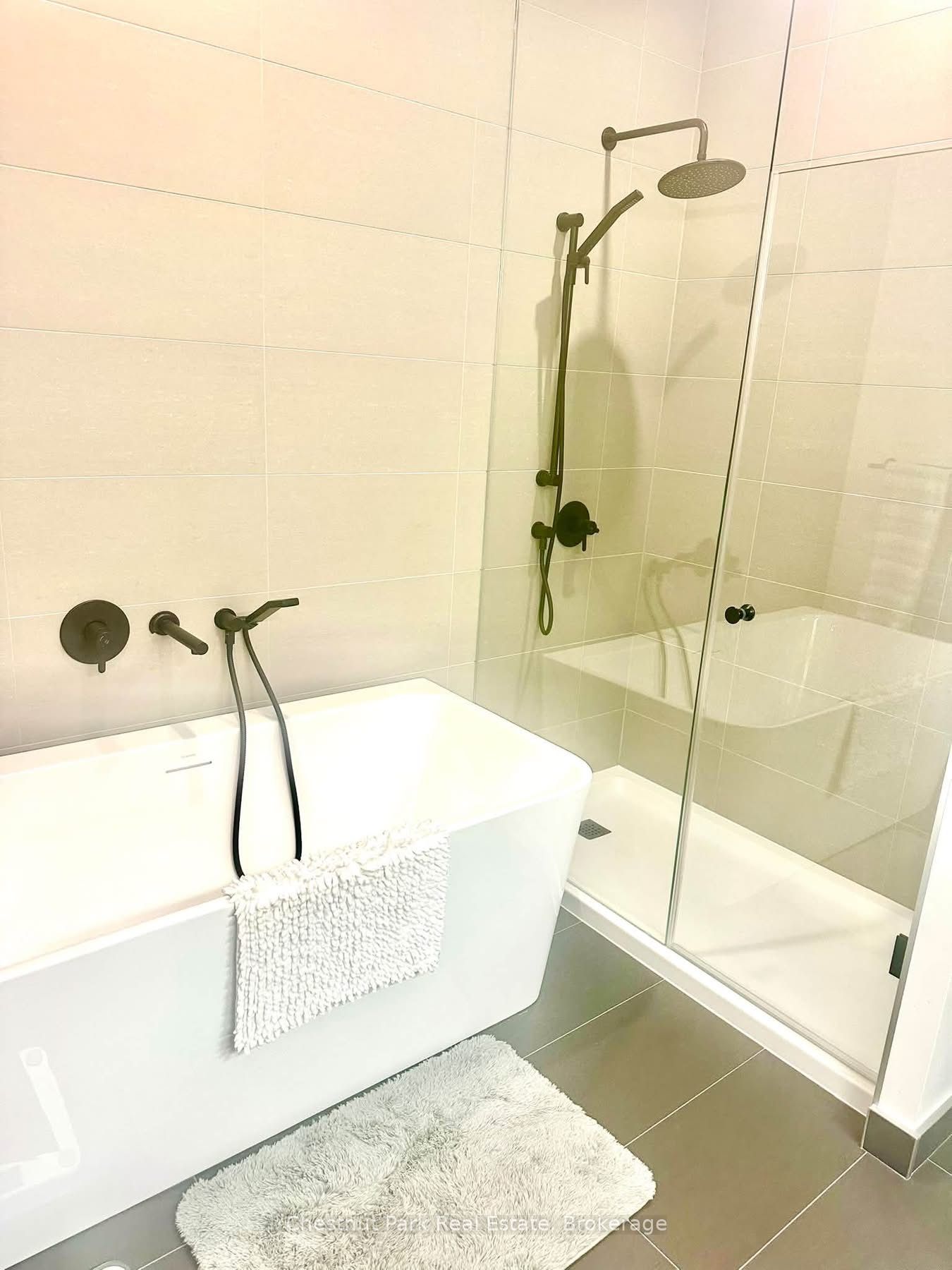 31 Huron Street 617 Property Photo 7
