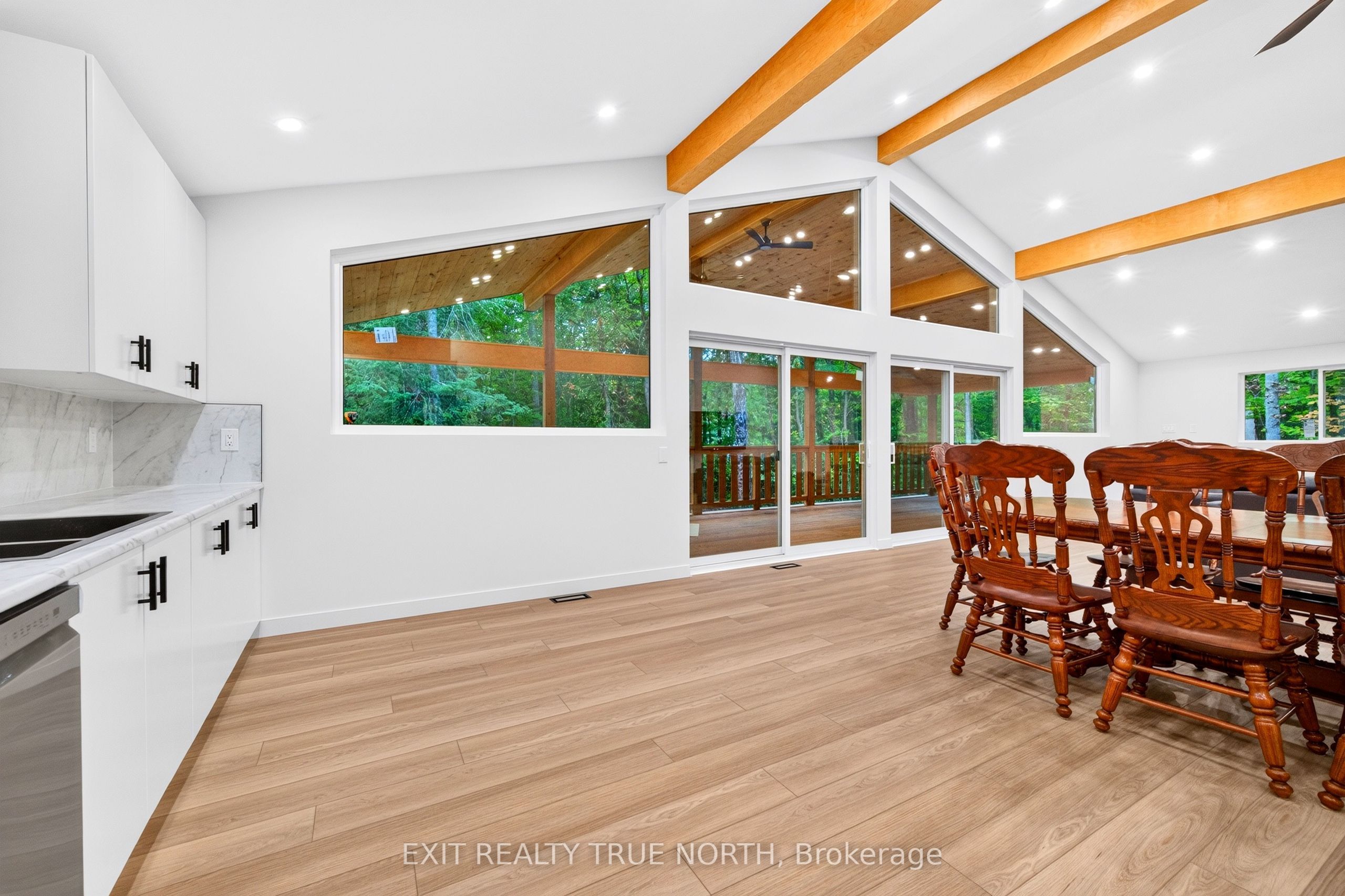36 Pine Needles Drive Property Photo 12