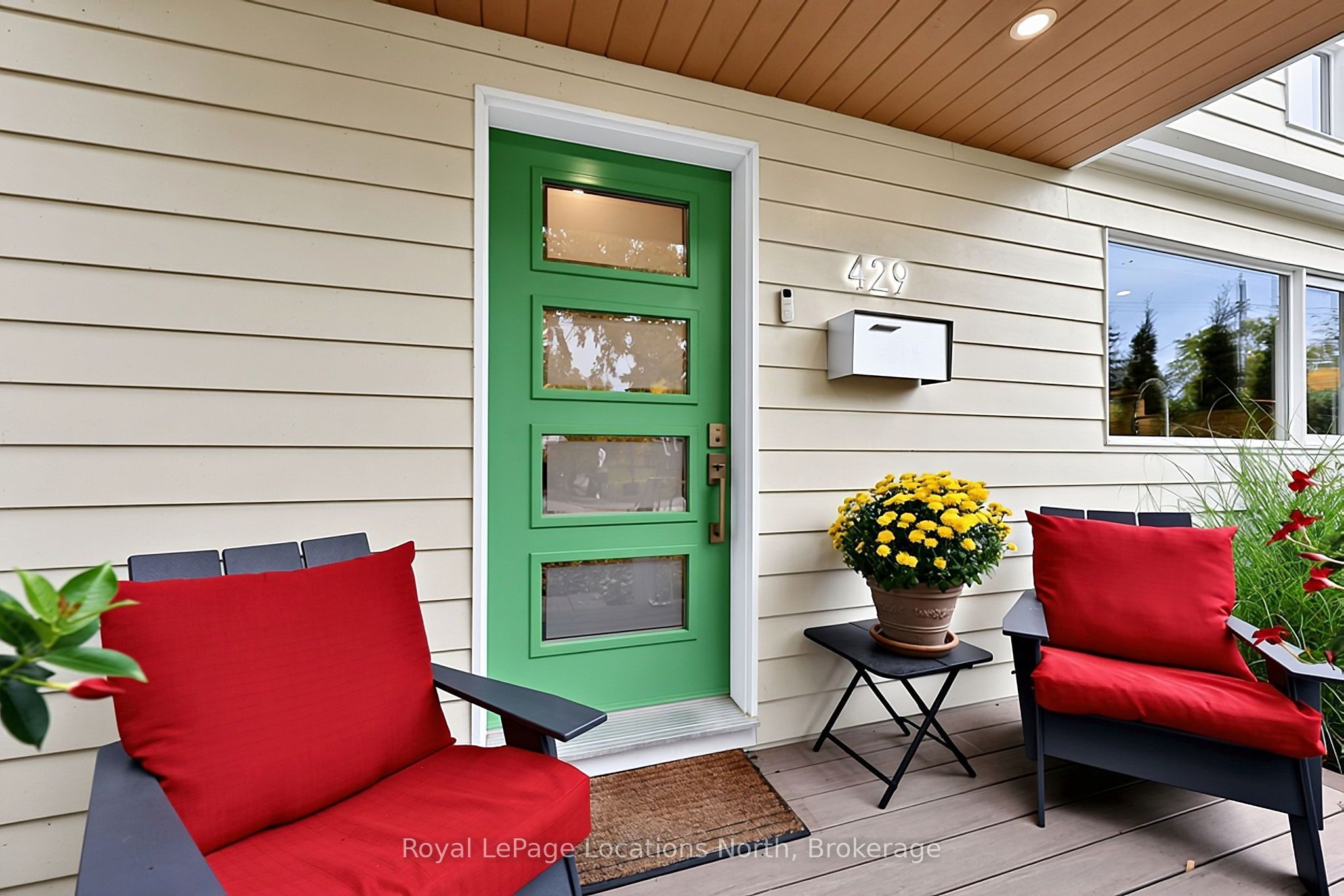 429 Birch Street Property Photo 8