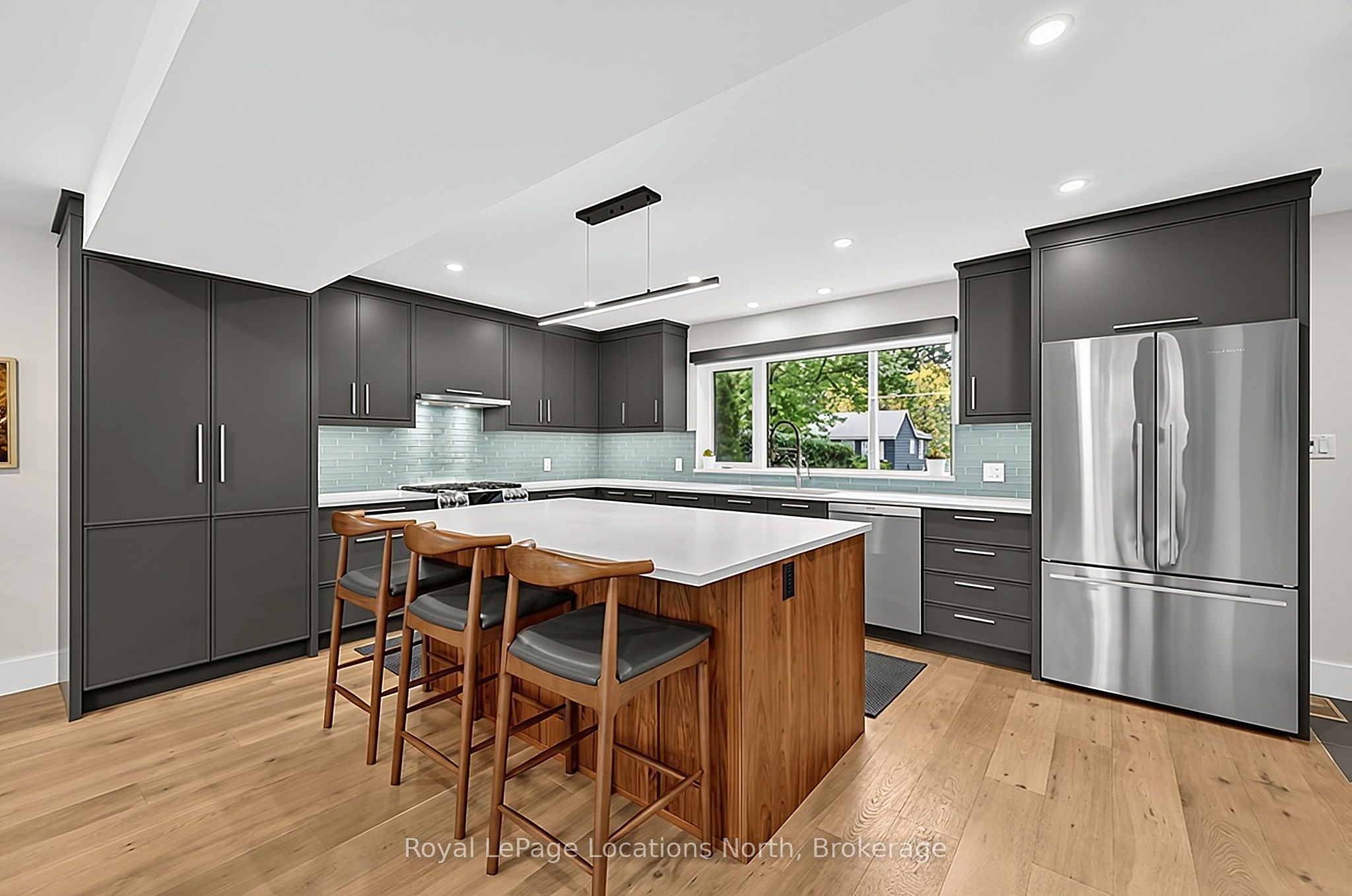 429 Birch Street Property Photo 11