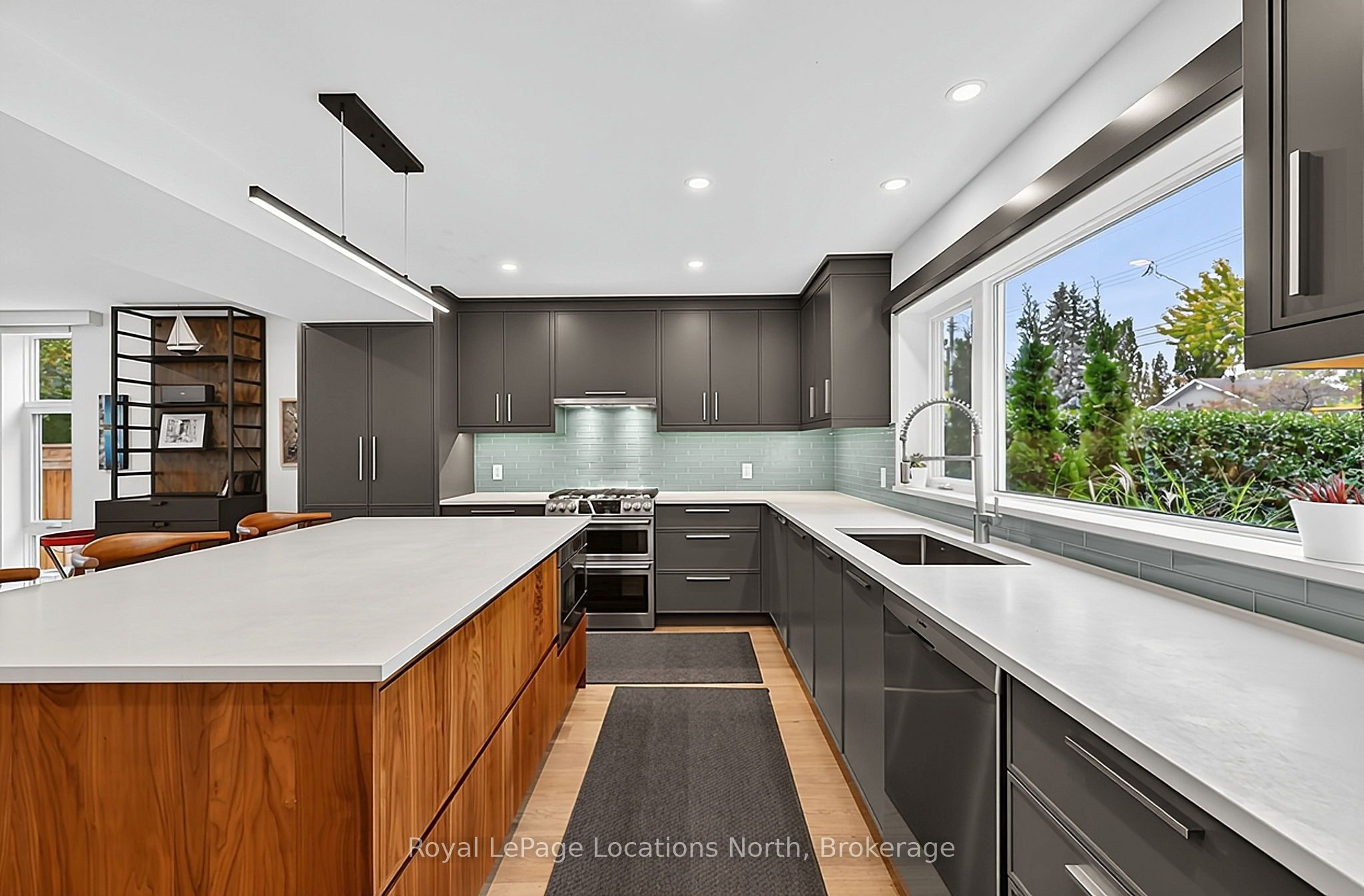 429 Birch Street Property Photo 13