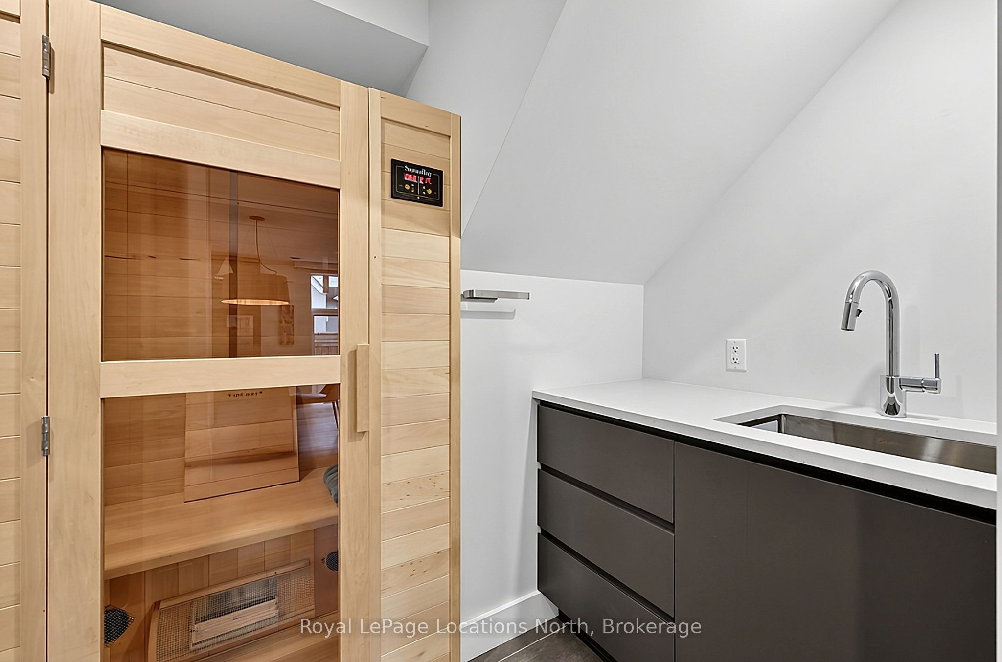 429 Birch Street Property Photo 29