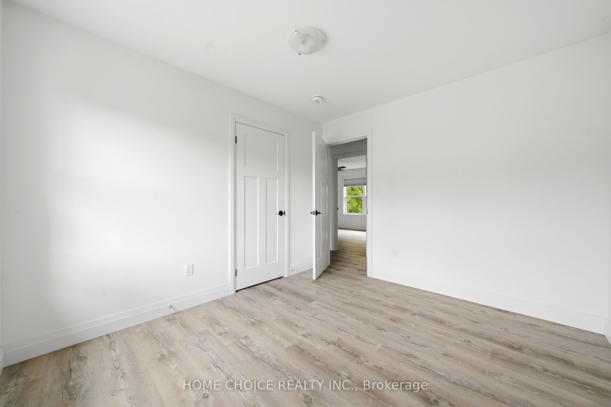 753 Fifth Avenue Property Photo 28