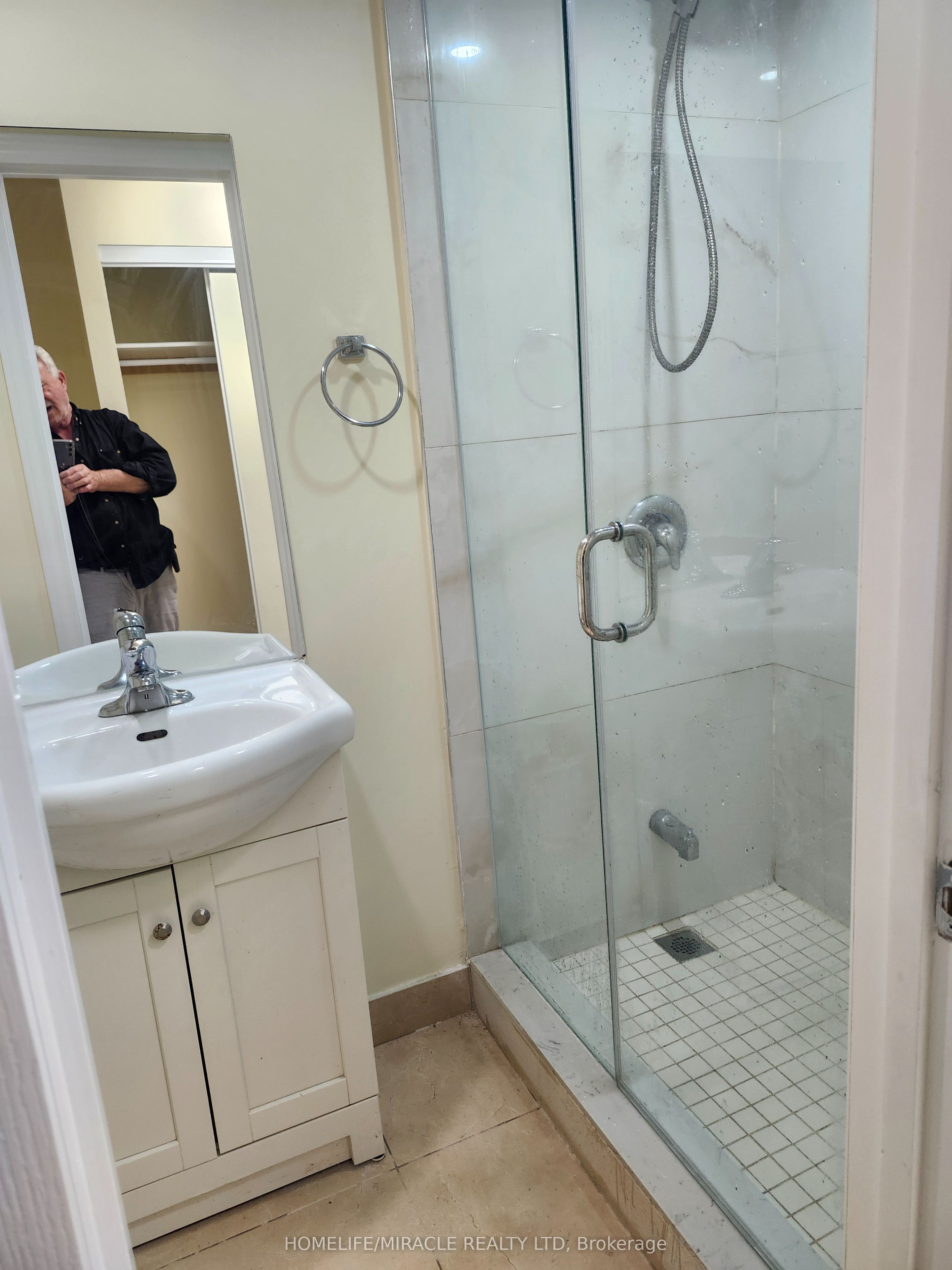 6 Wall Court Basement Property Photo 8