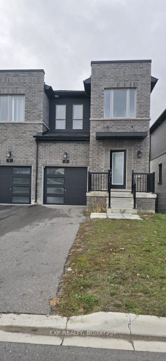 11 Evergreen Terrace Property Photo 2