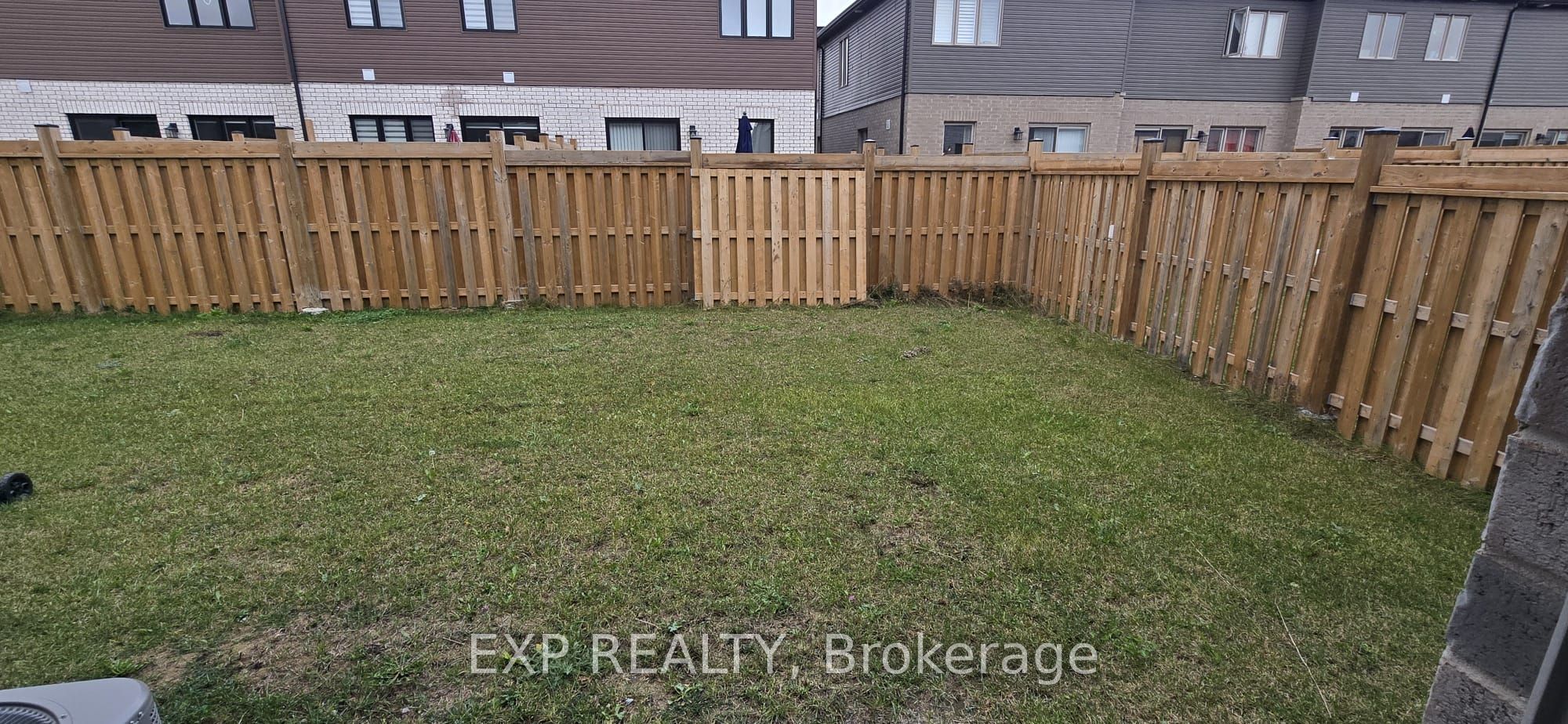 11 Evergreen Terrace Property Photo 28