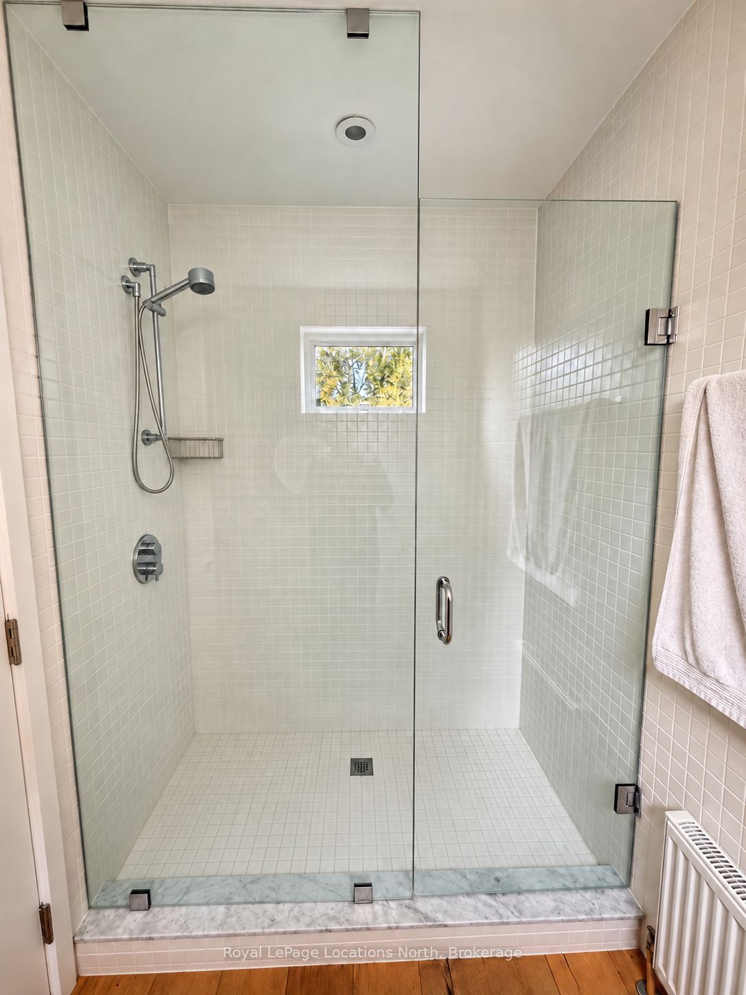 21 Buckingham Boulevard Property Photo 24