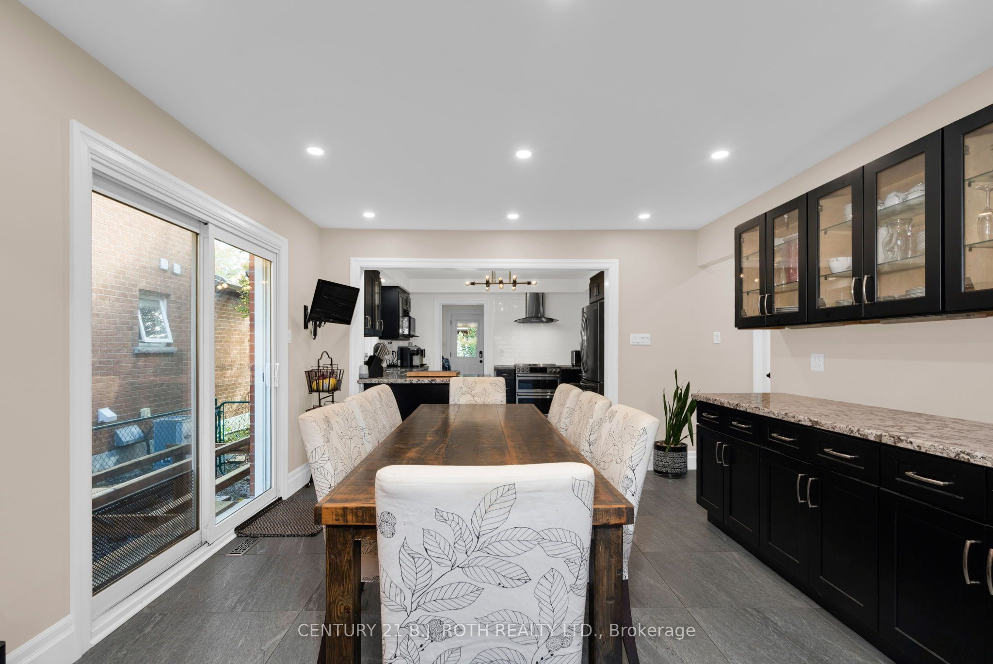 2 Brushwood Crescent Property Photo 8