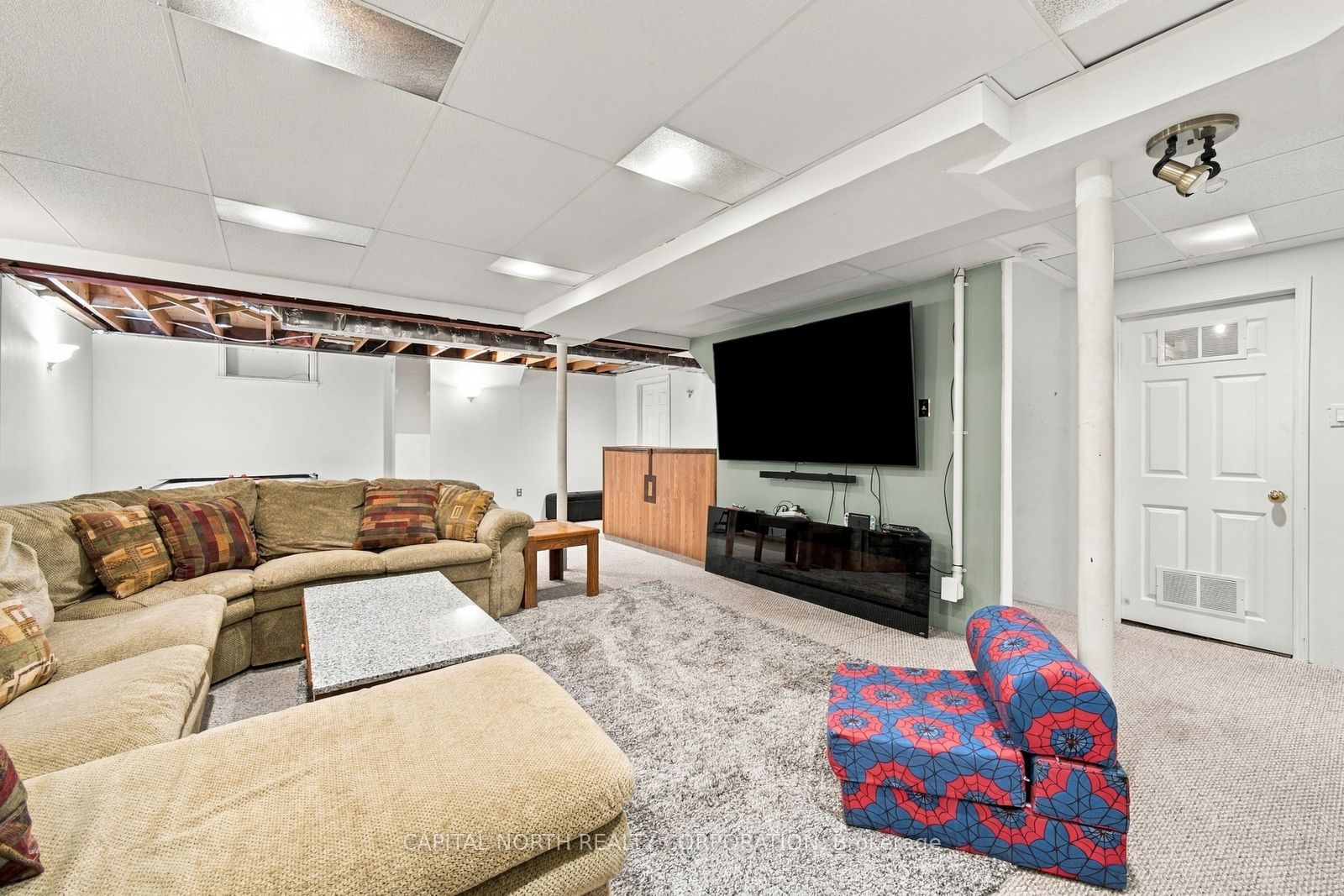 111 Kingsridge Road Property Photo 41