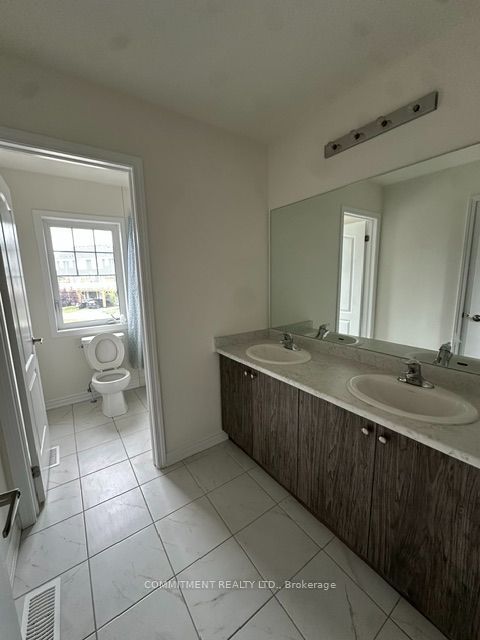 14 Shapira Avenue Property Photo 11