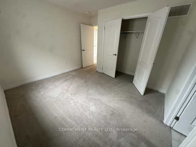 14 Shapira Avenue Property Photo 12