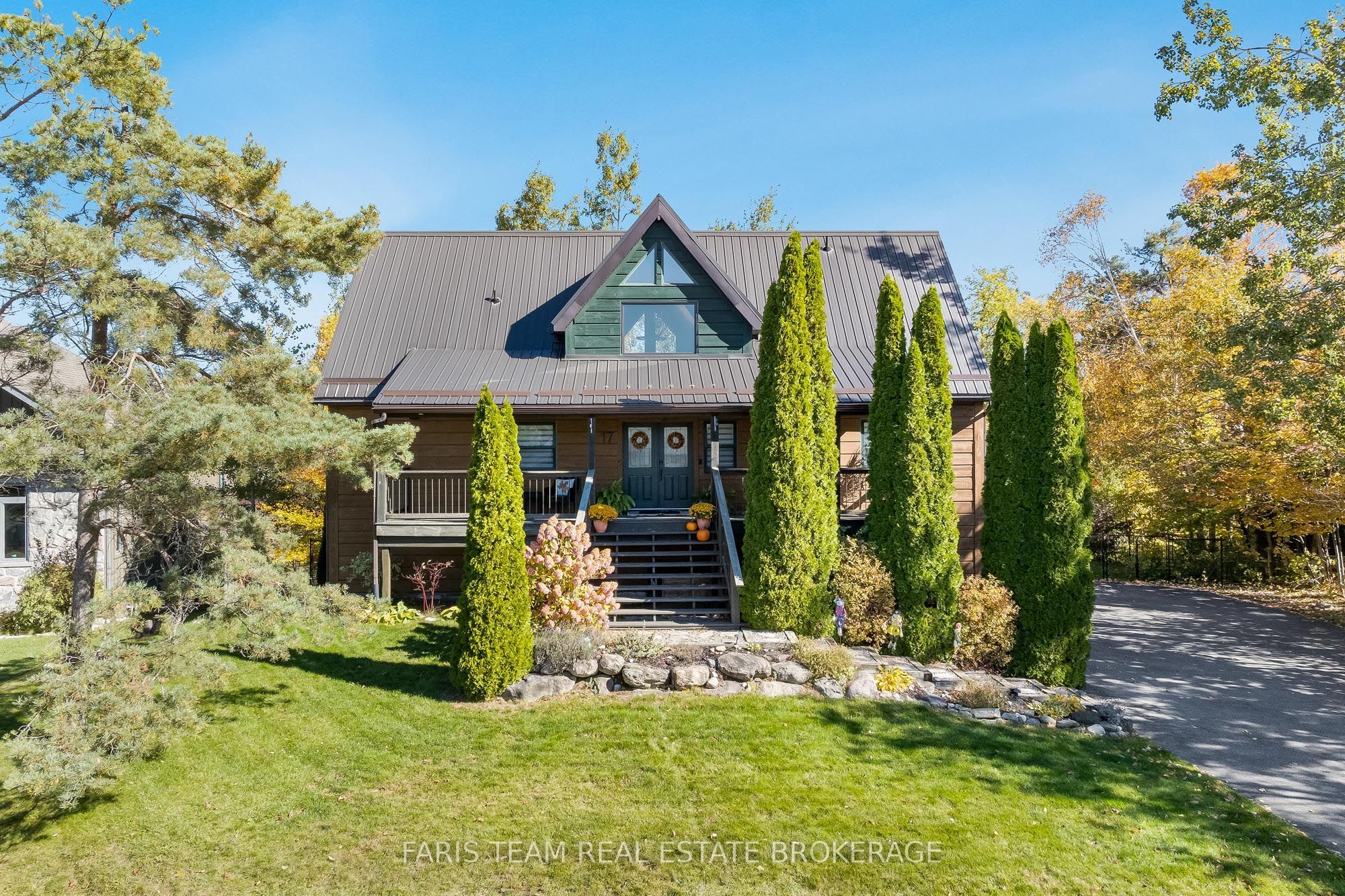 17 Bridle Path Property Photo 1